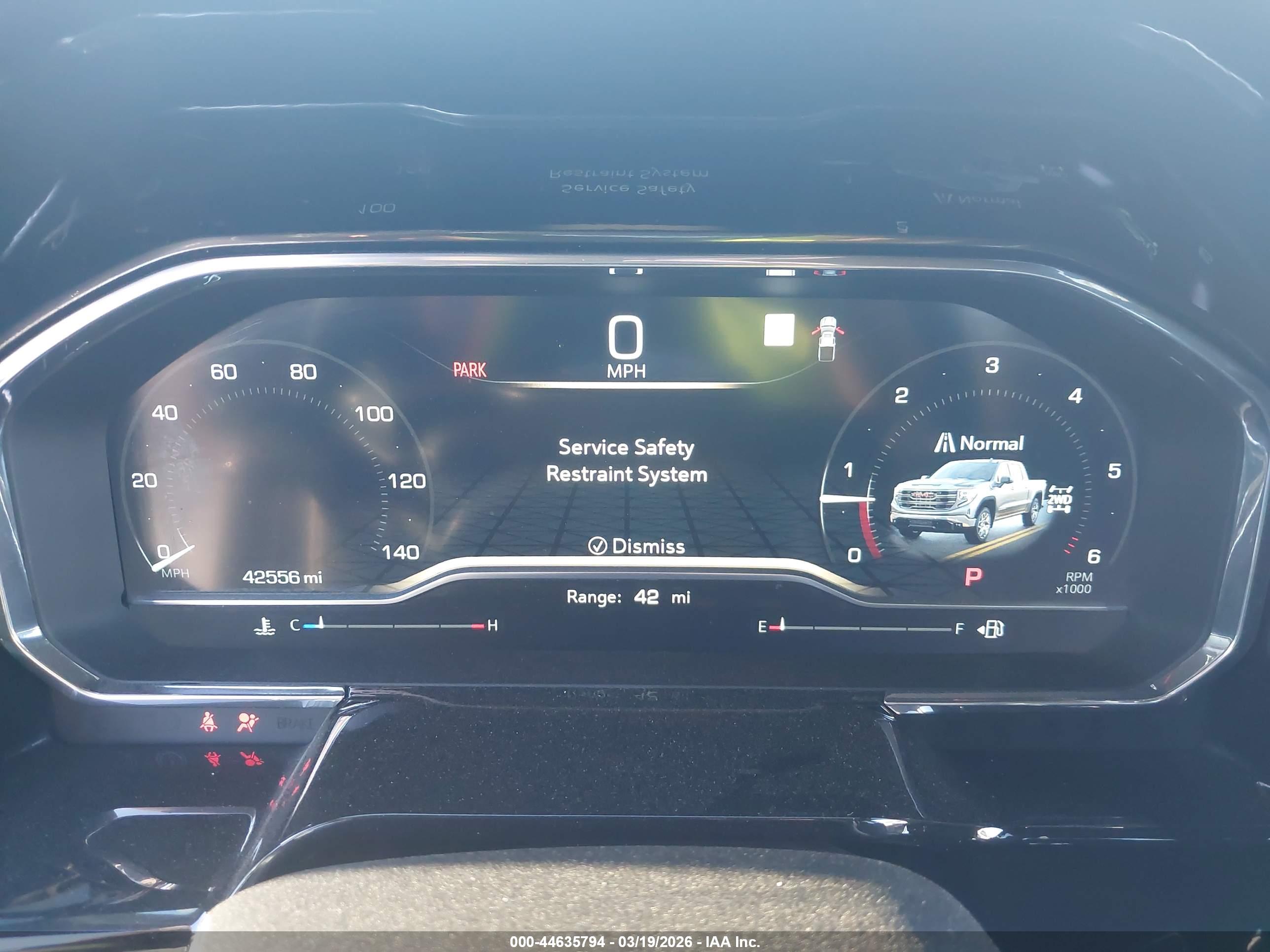 GMC SIERRA image 7