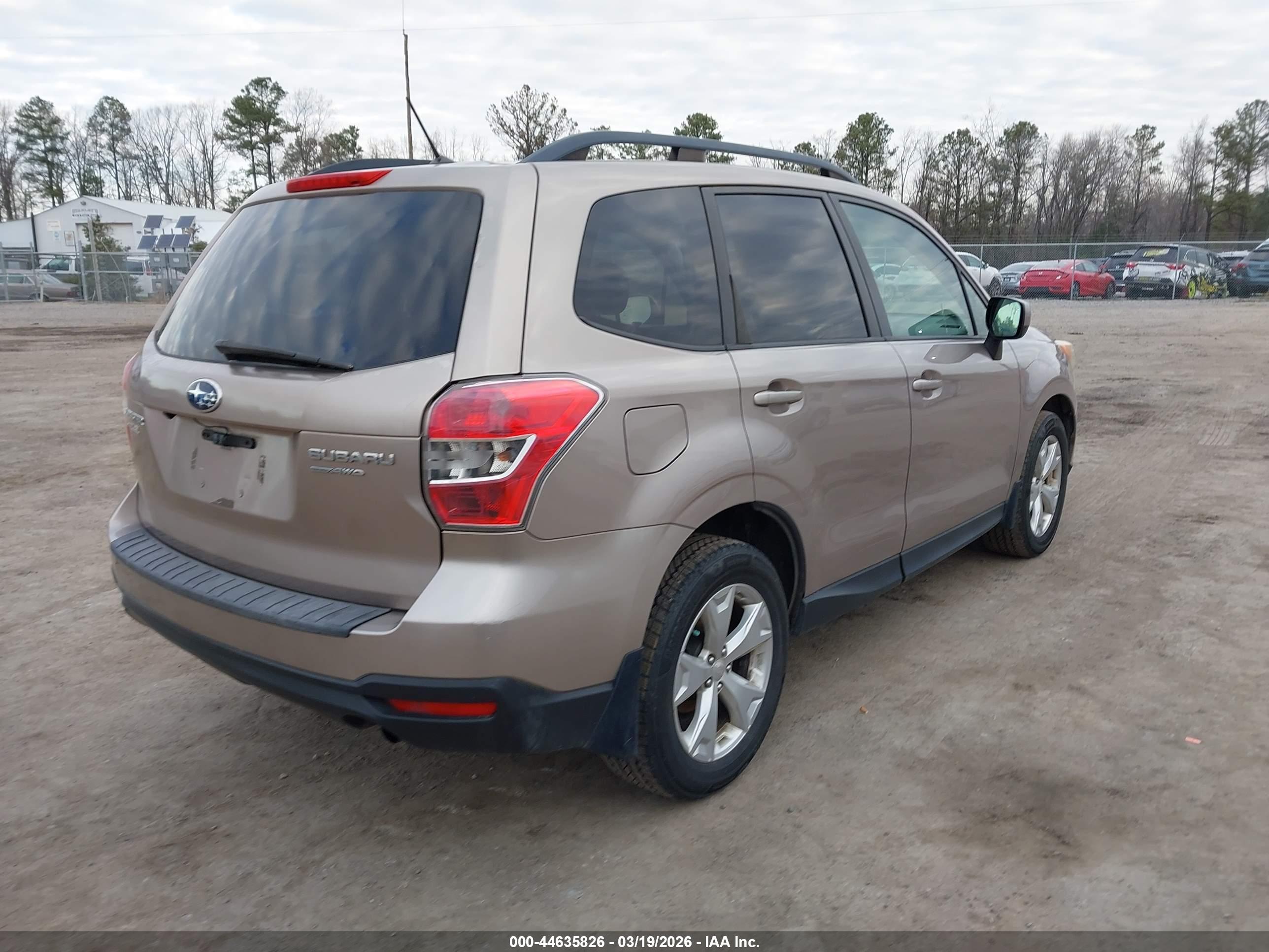 SUBARU FORESTER image 4