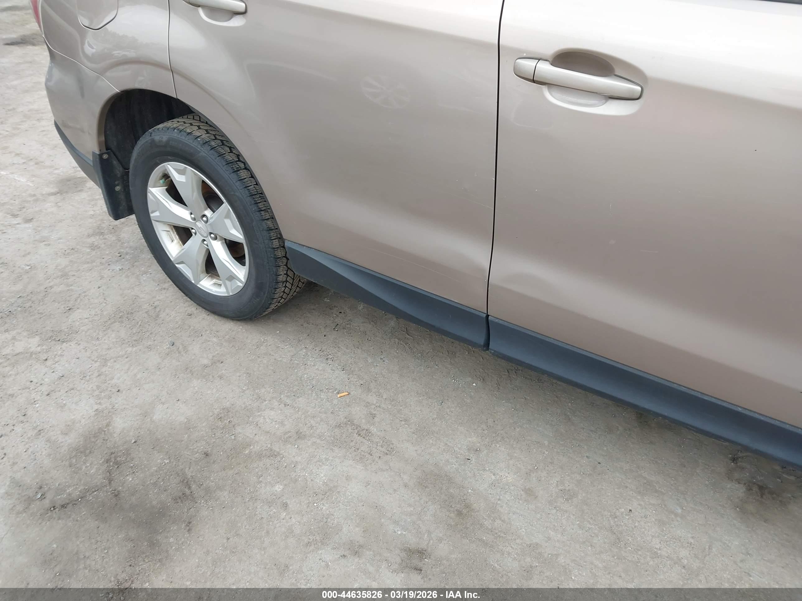SUBARU FORESTER image 6