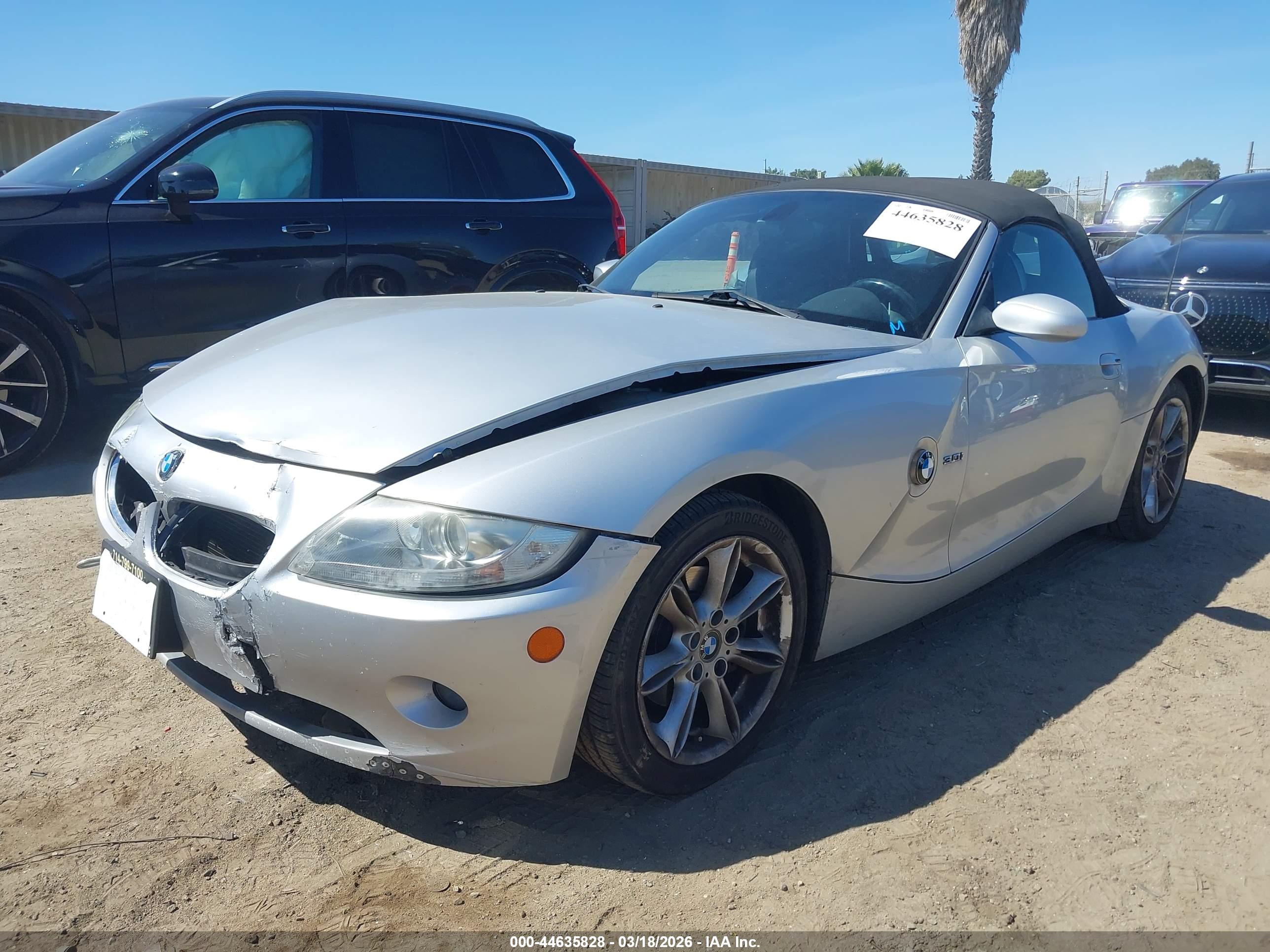 BMW Z4 image 2