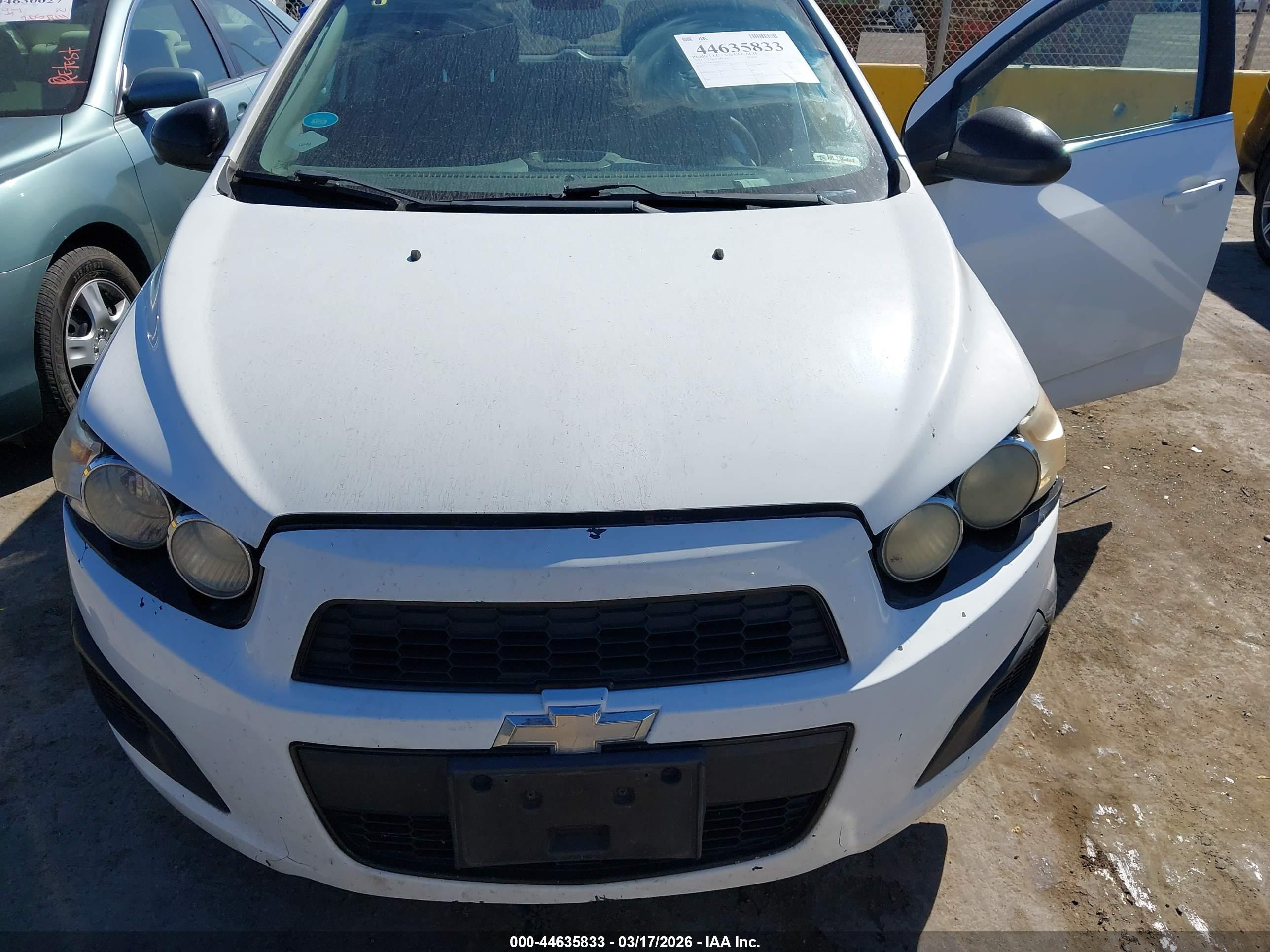 CHEVROLET SONIC image 6