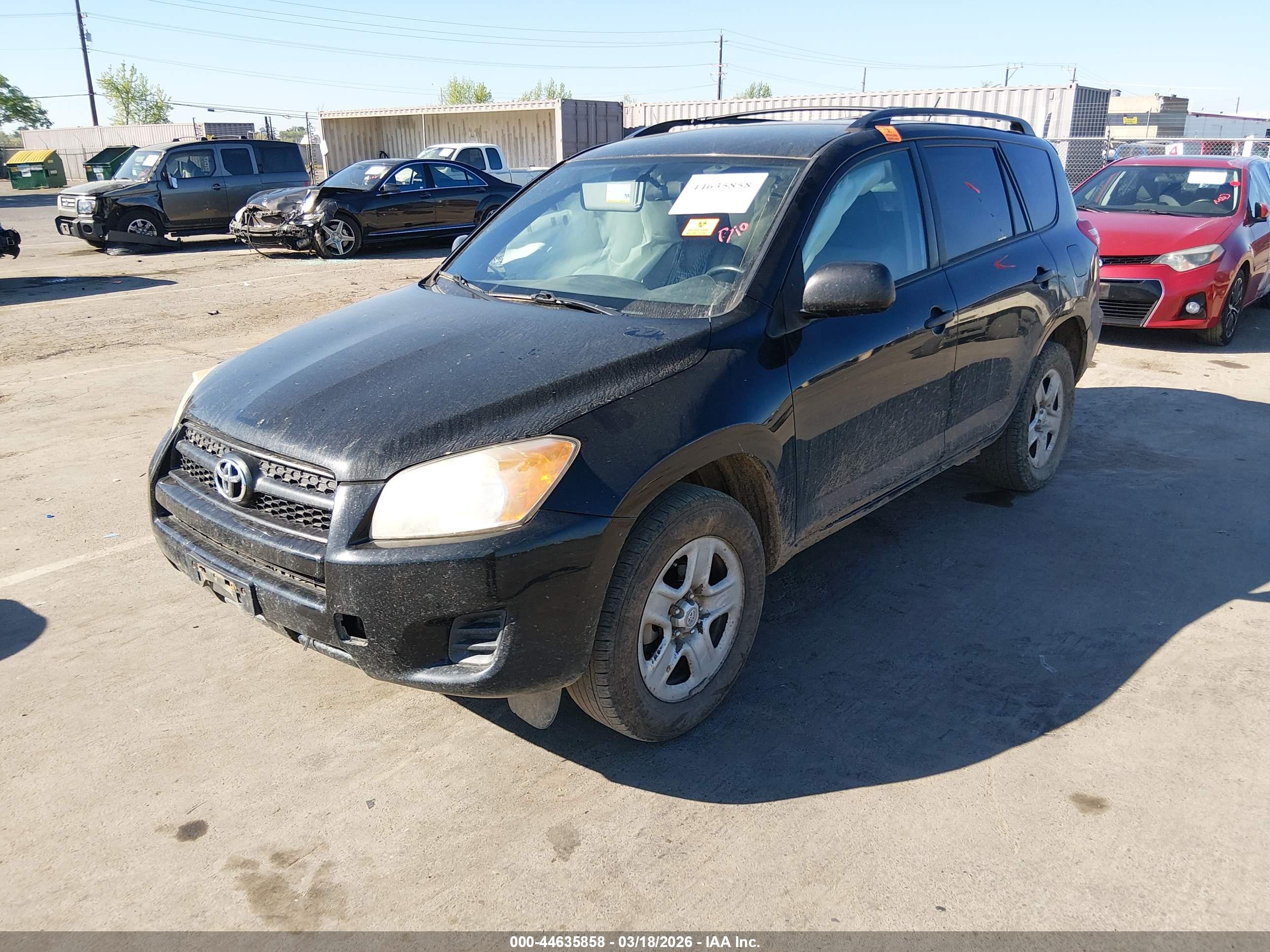 TOYOTA RAV4 image 2
