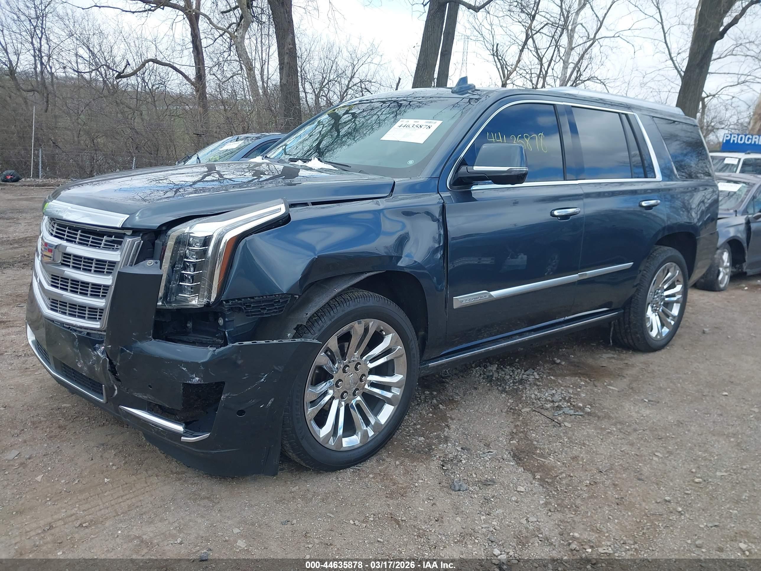 CADILLAC ESCALADE image 6