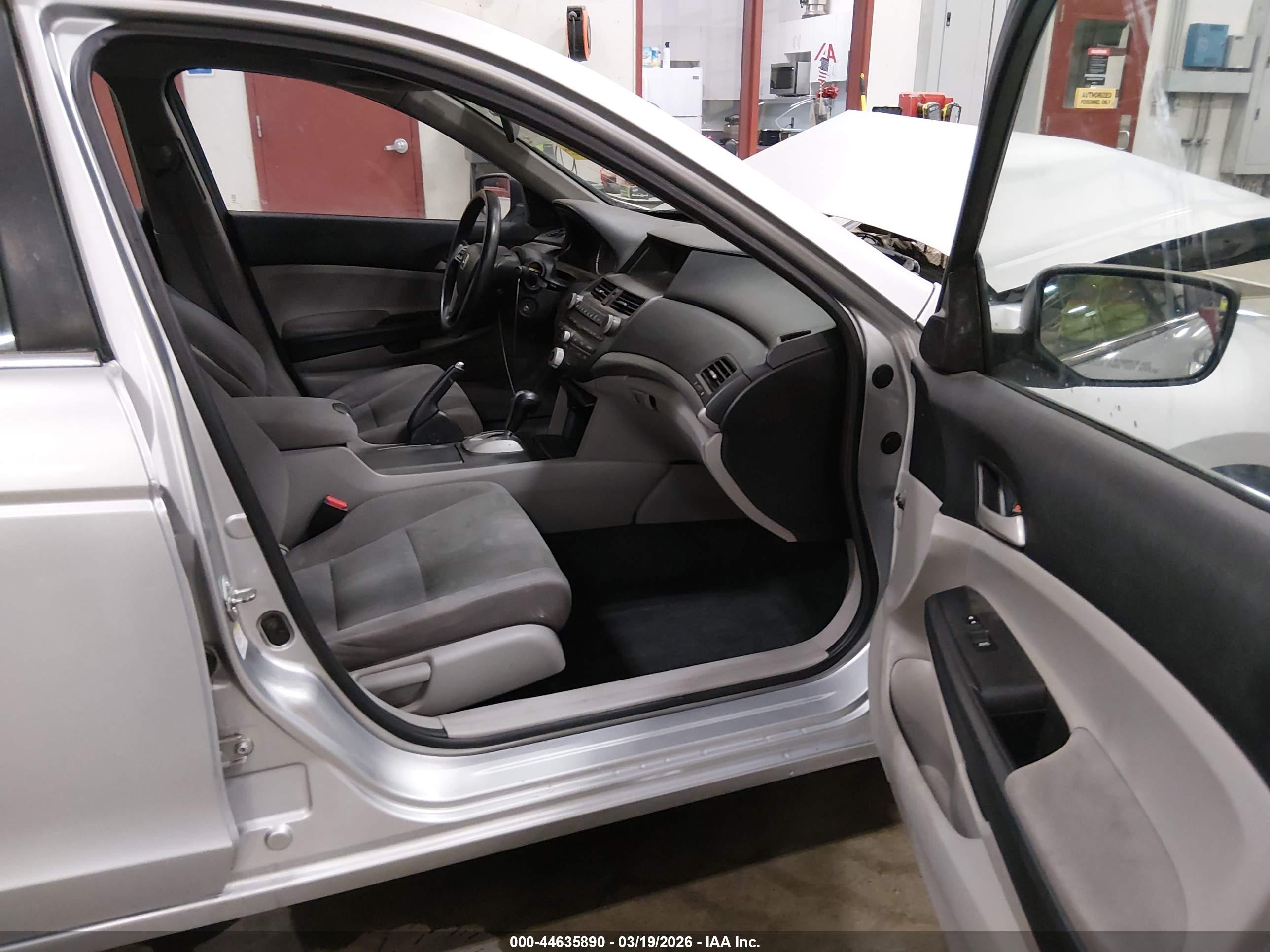 HONDA ACCORD image 5