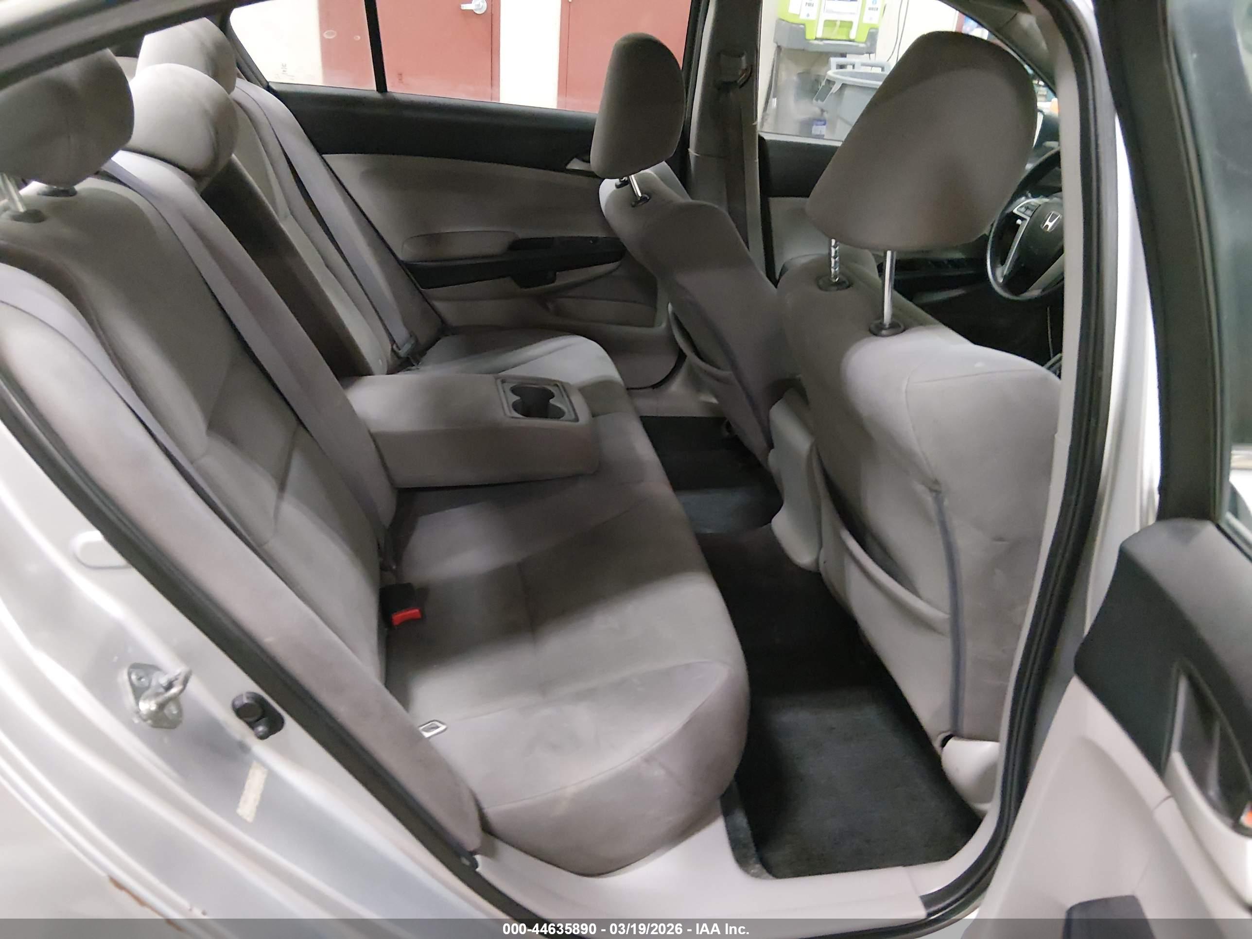 HONDA ACCORD image 8
