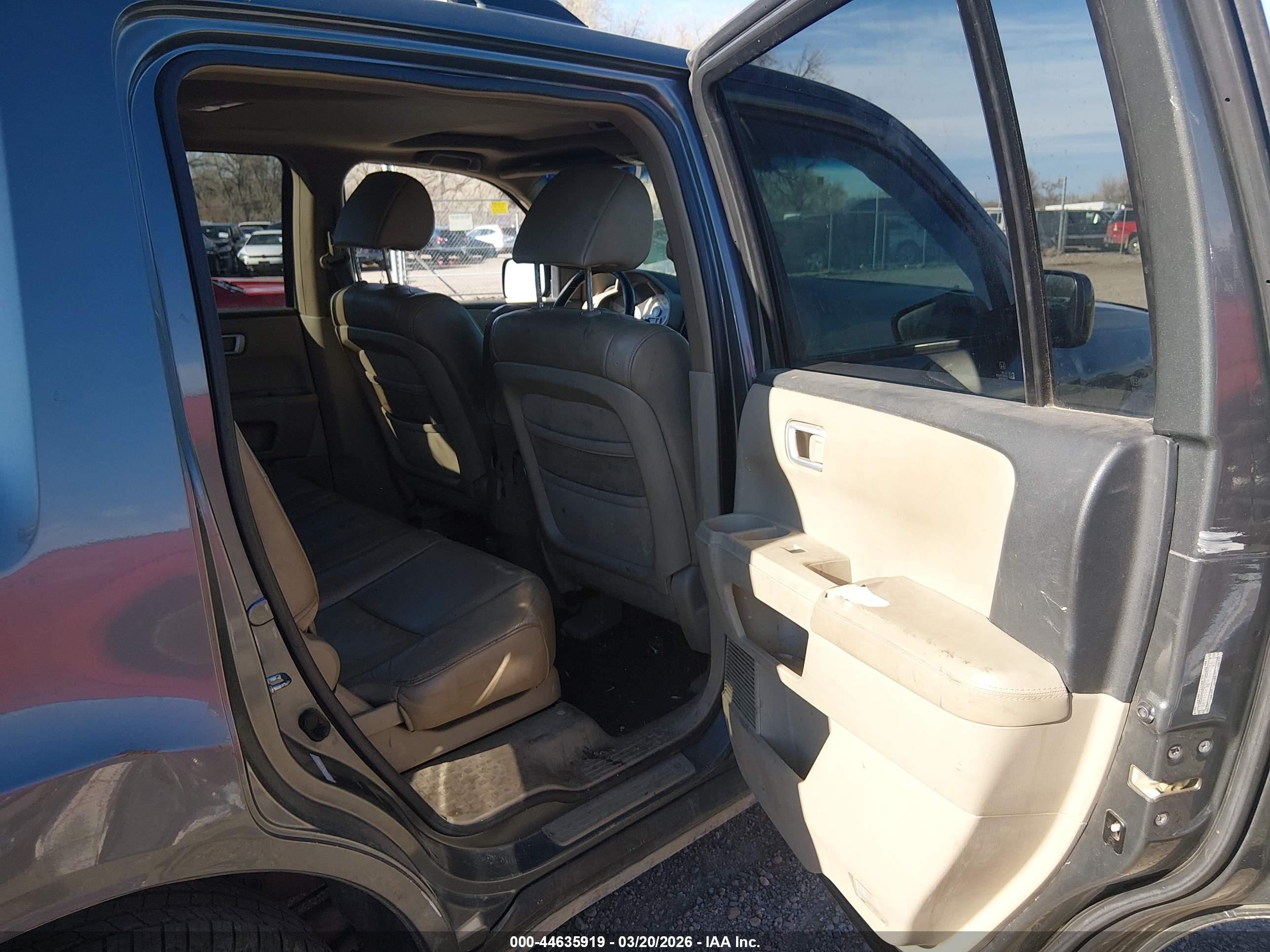 HONDA PILOT image 8