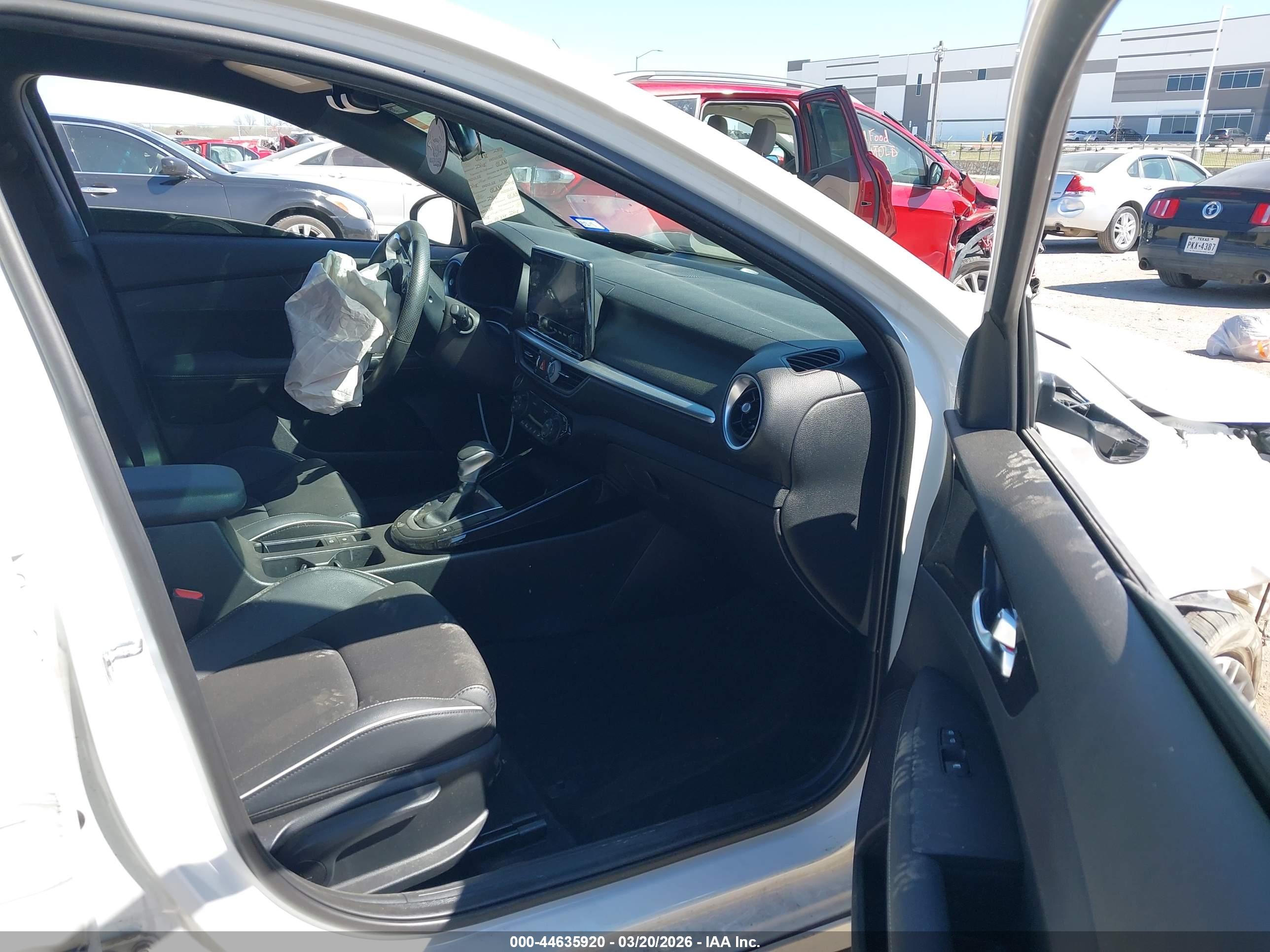 KIA FORTE image 5