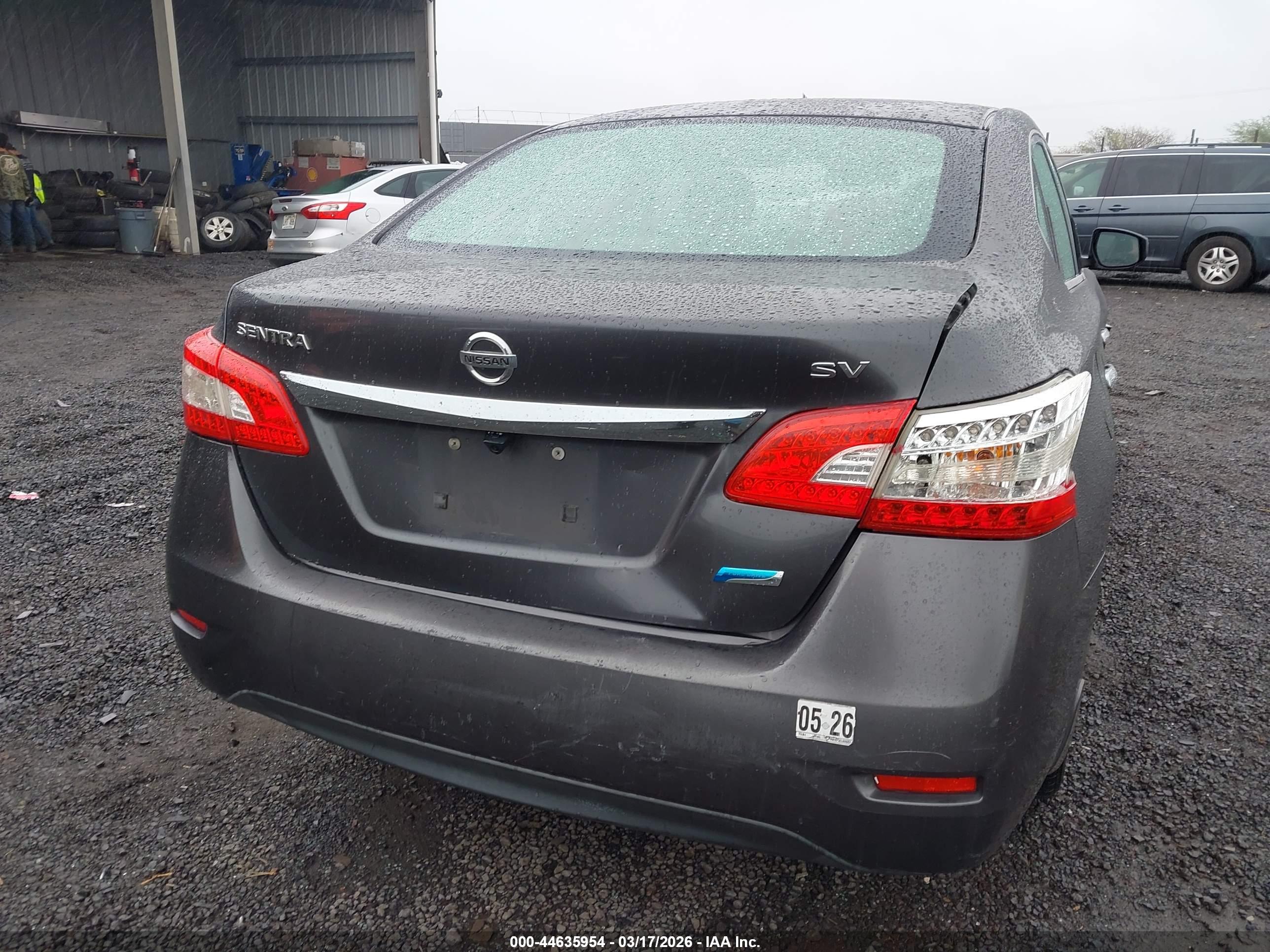 NISSAN SENTRA image 6