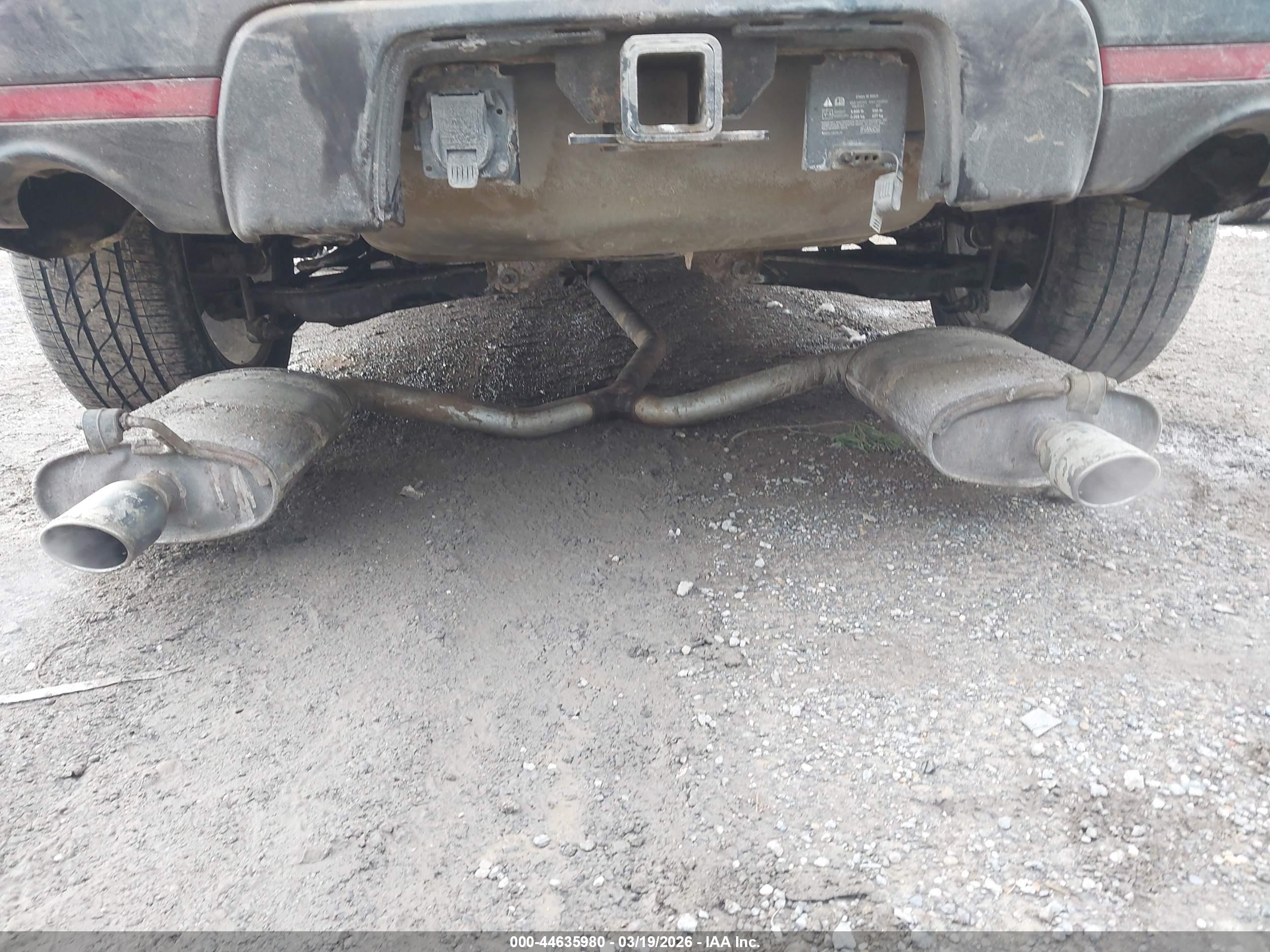 FORD EXPLORER image 6