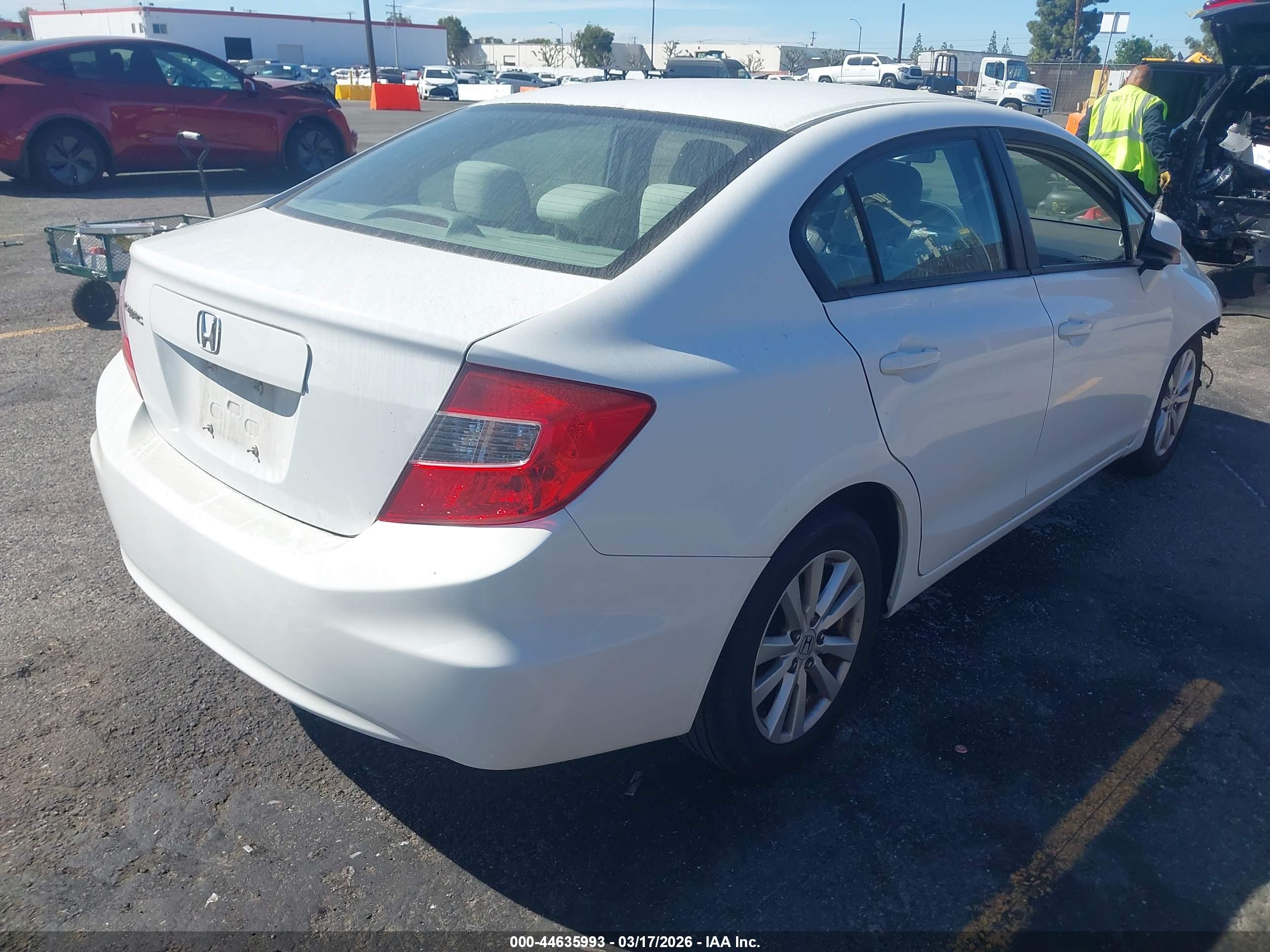 HONDA CIVIC image 4