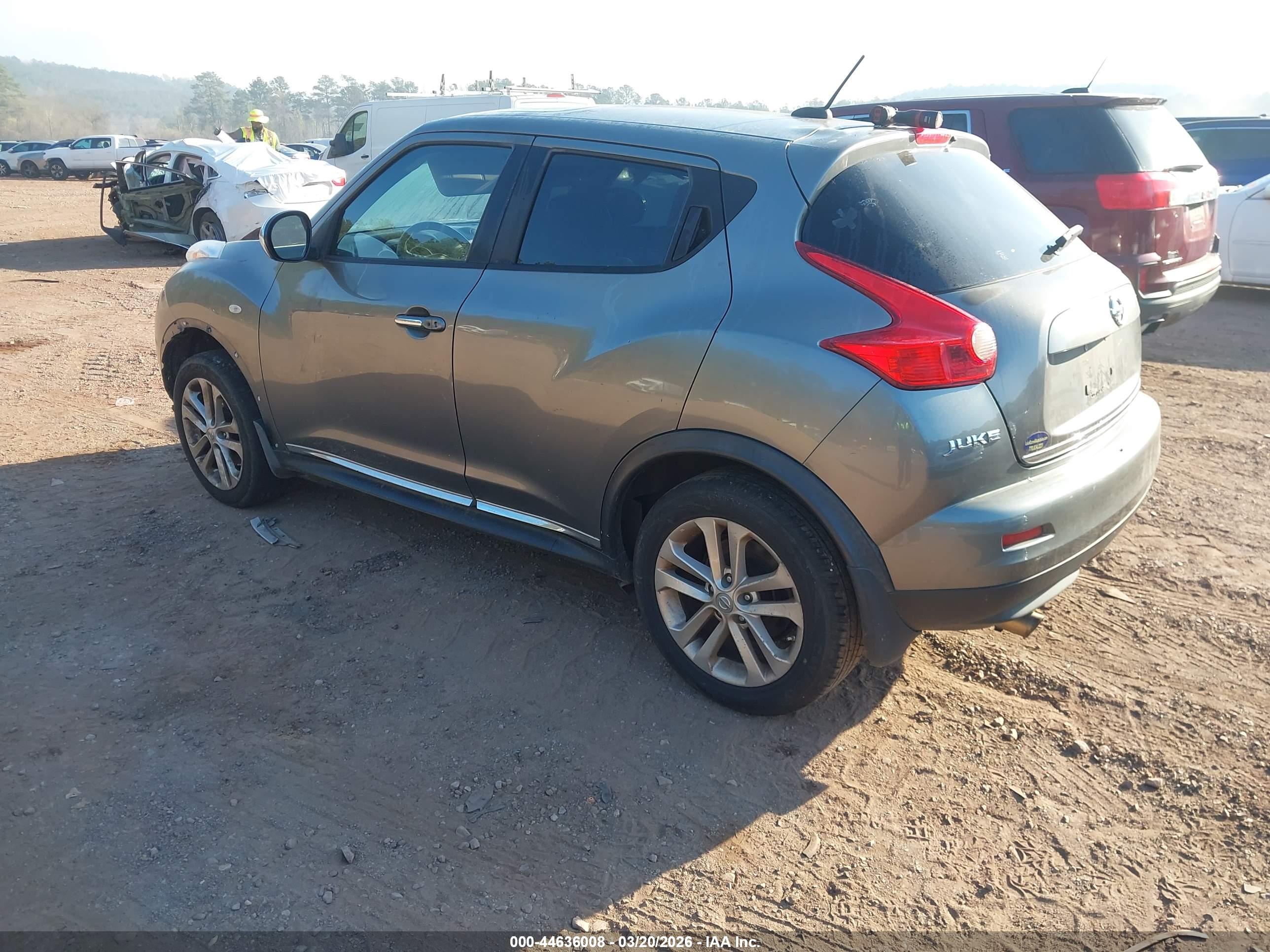 NISSAN JUKE image 3