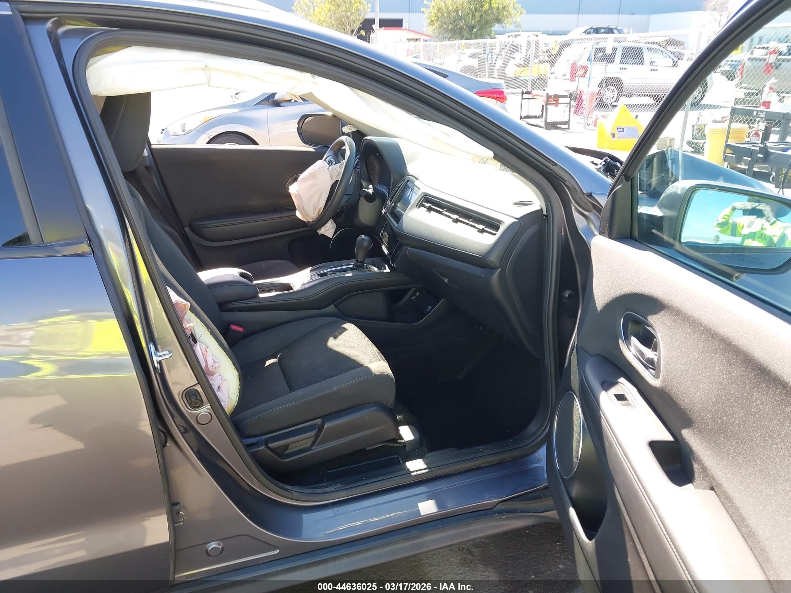 HONDA HR-V image 5