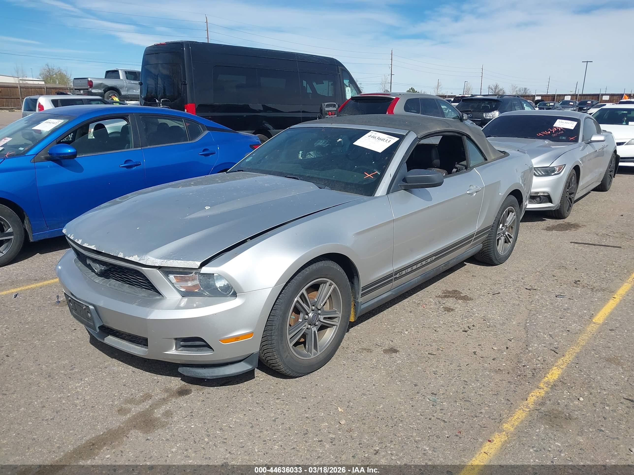 FORD MUSTANG image 2