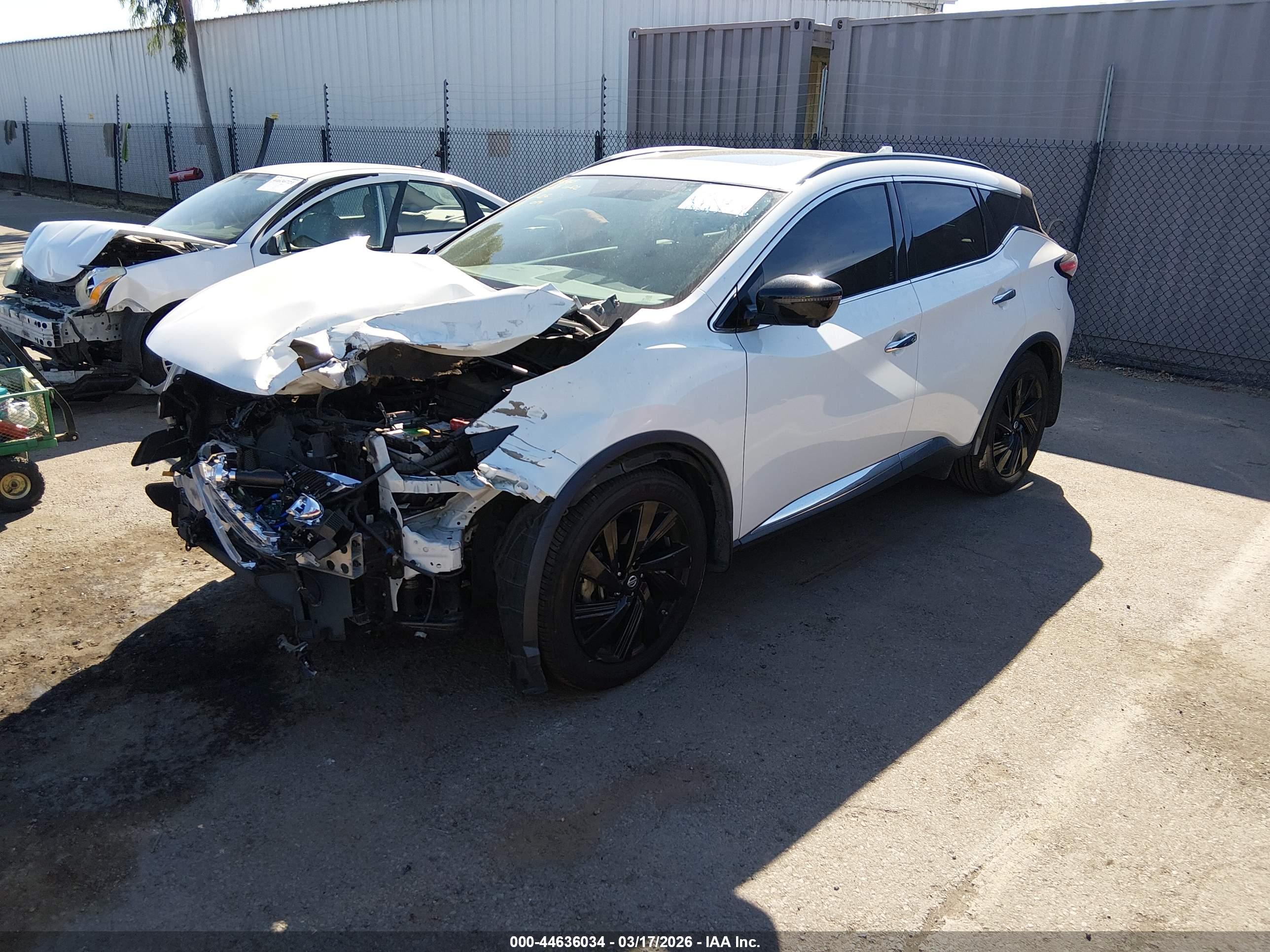 NISSAN MURANO image 2
