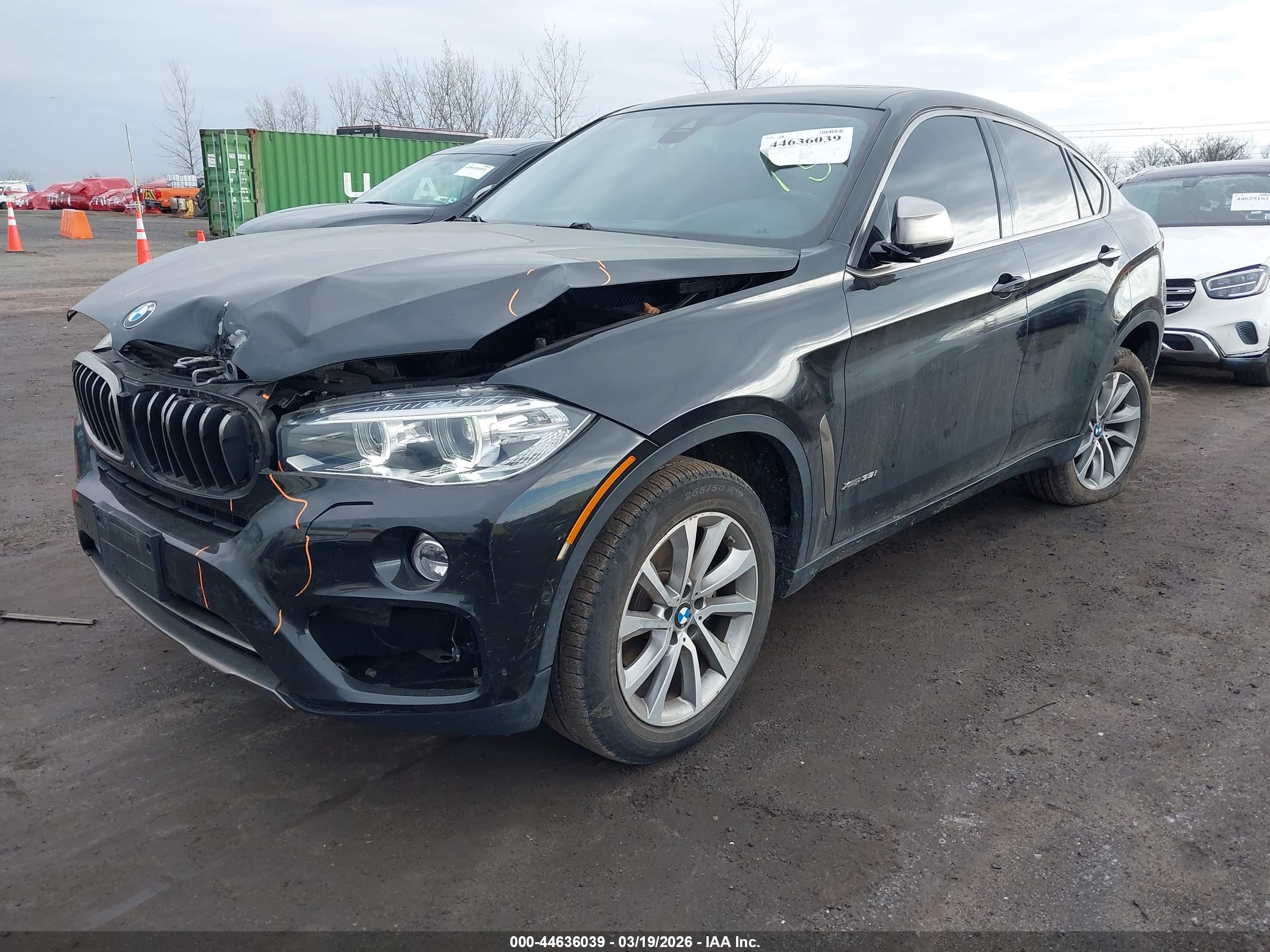 BMW X6 image 2