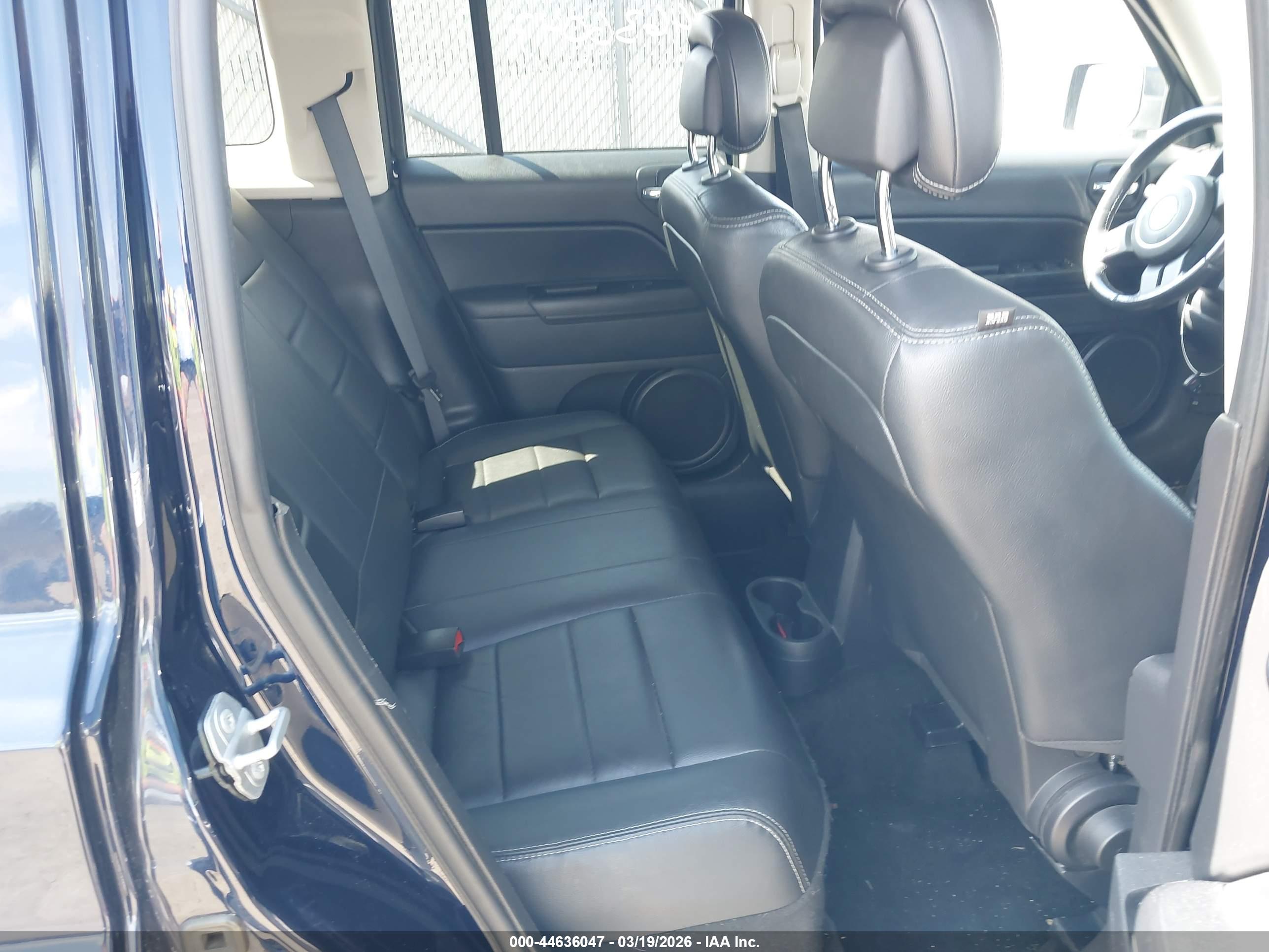 JEEP PATRIOT image 8