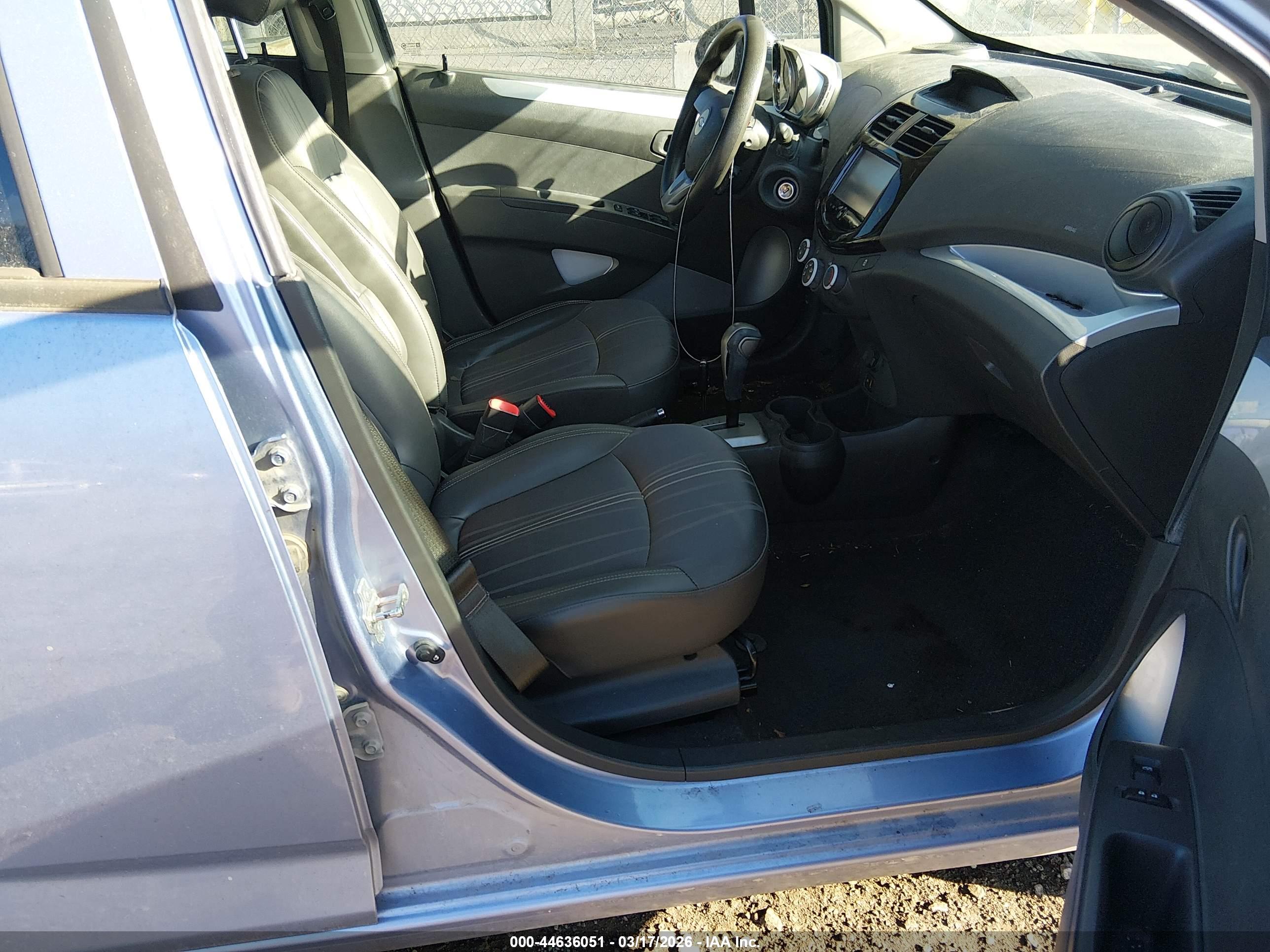 CHEVROLET SPARK image 5