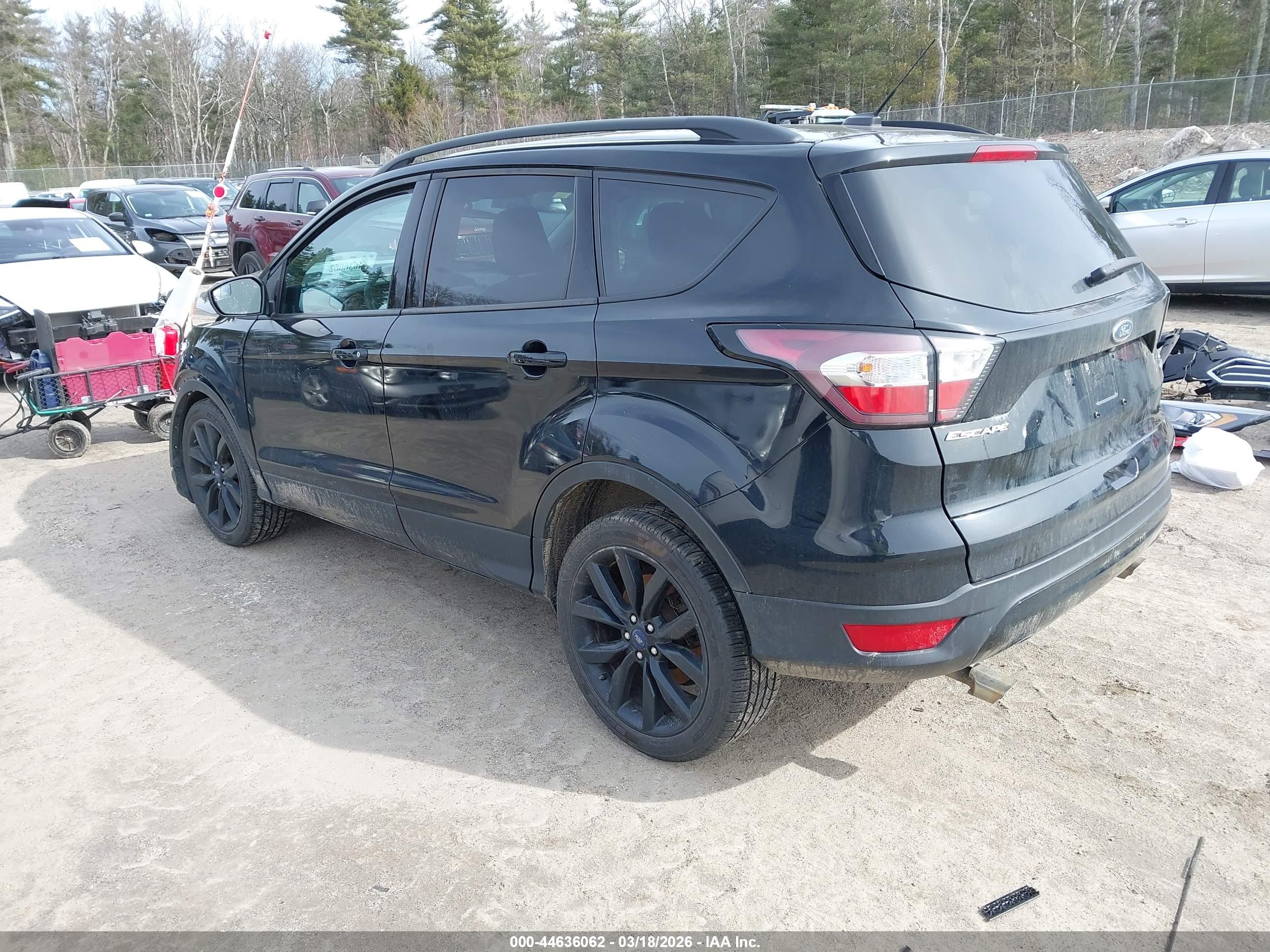 FORD ESCAPE image 3