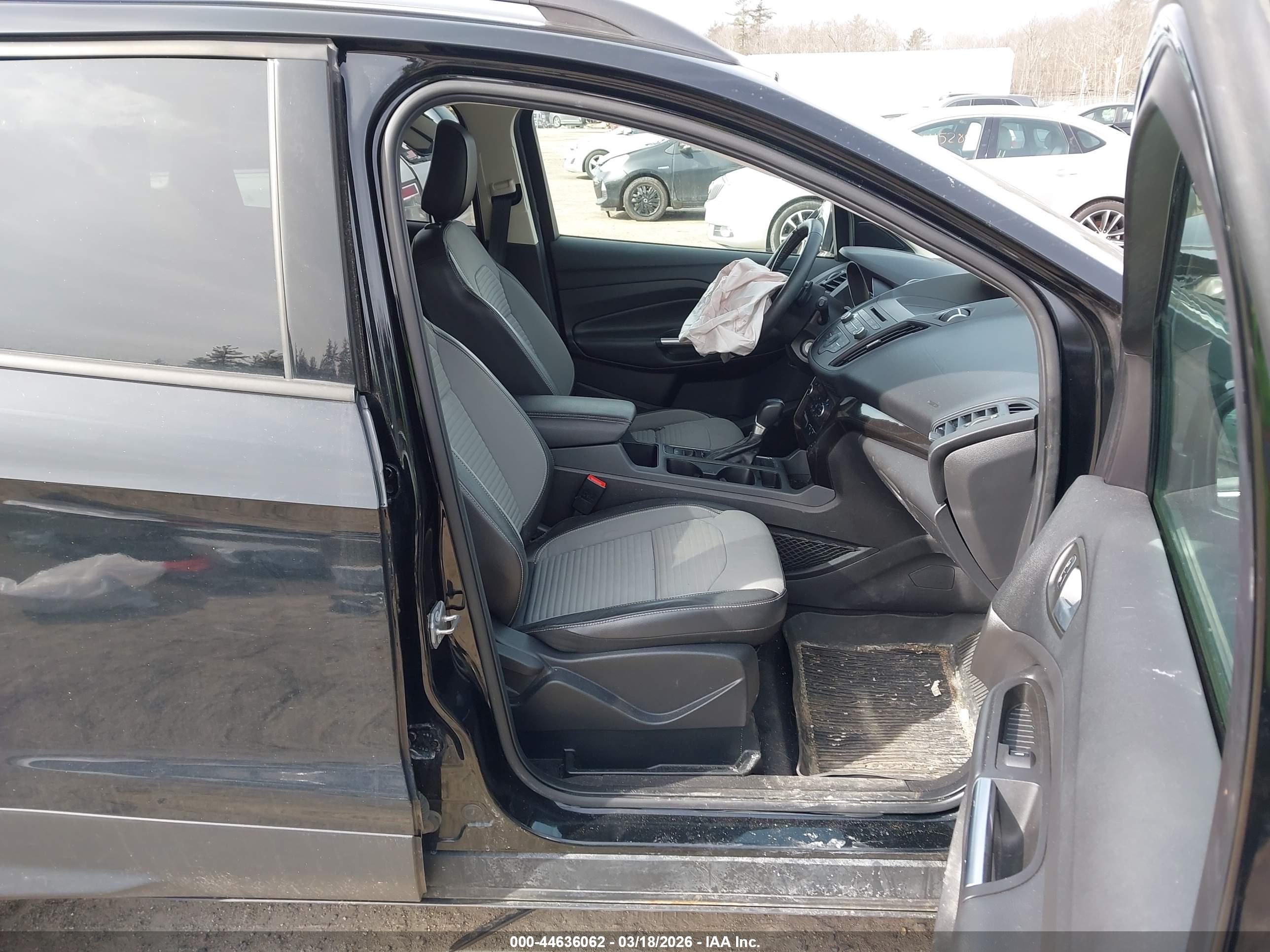 FORD ESCAPE image 5