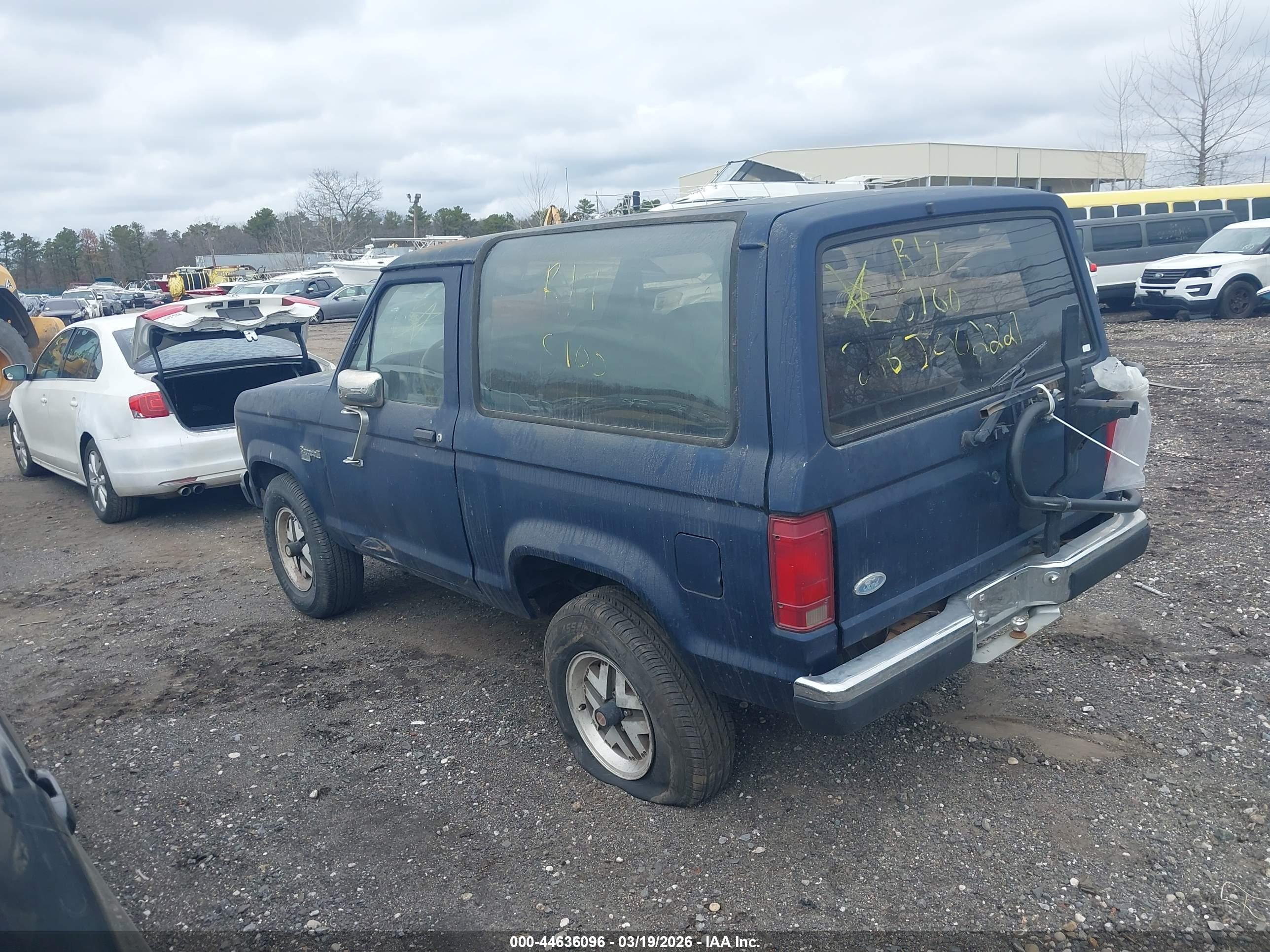 FORD BRONCO image 3