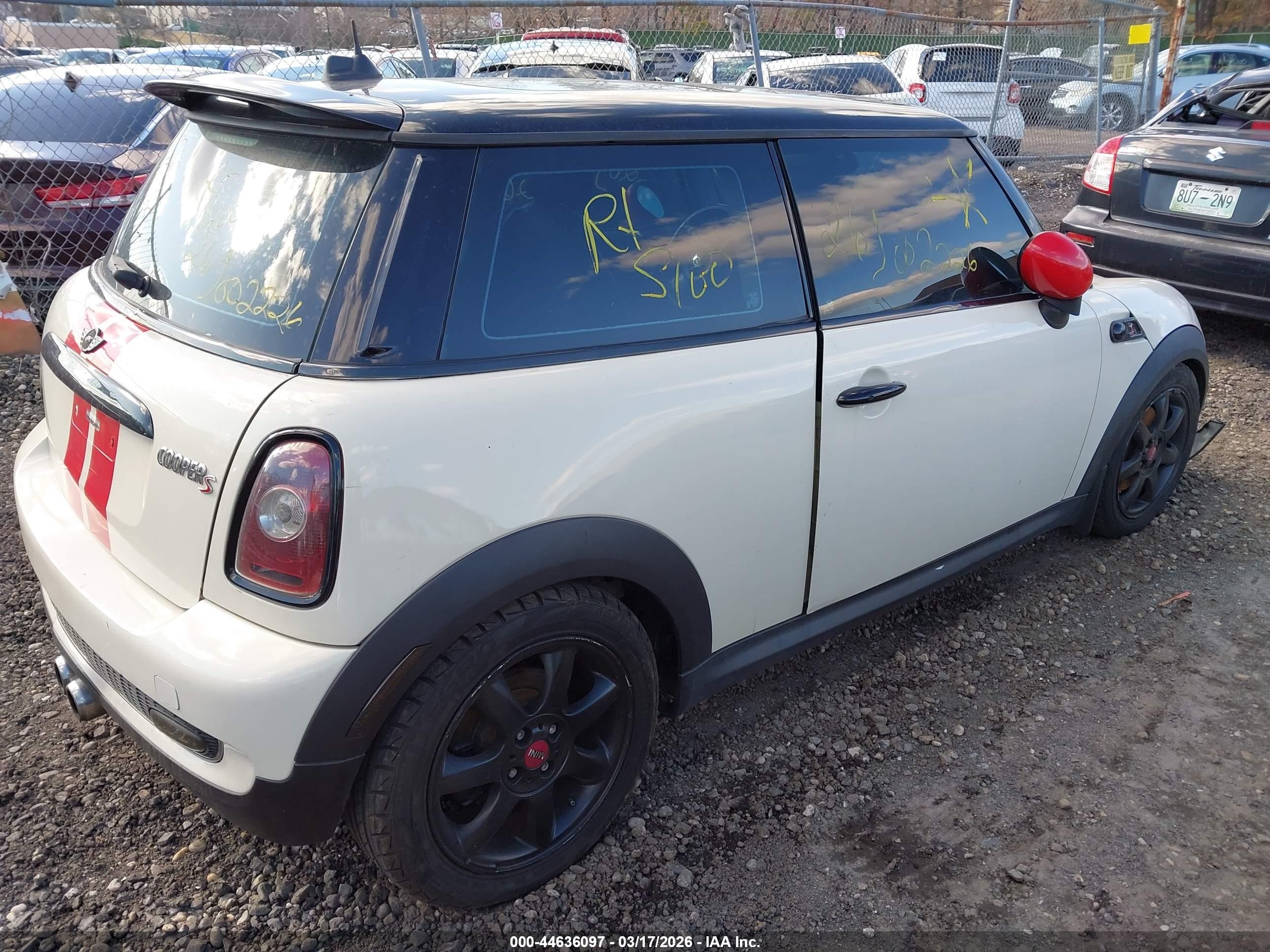 MINI COOPER image 4