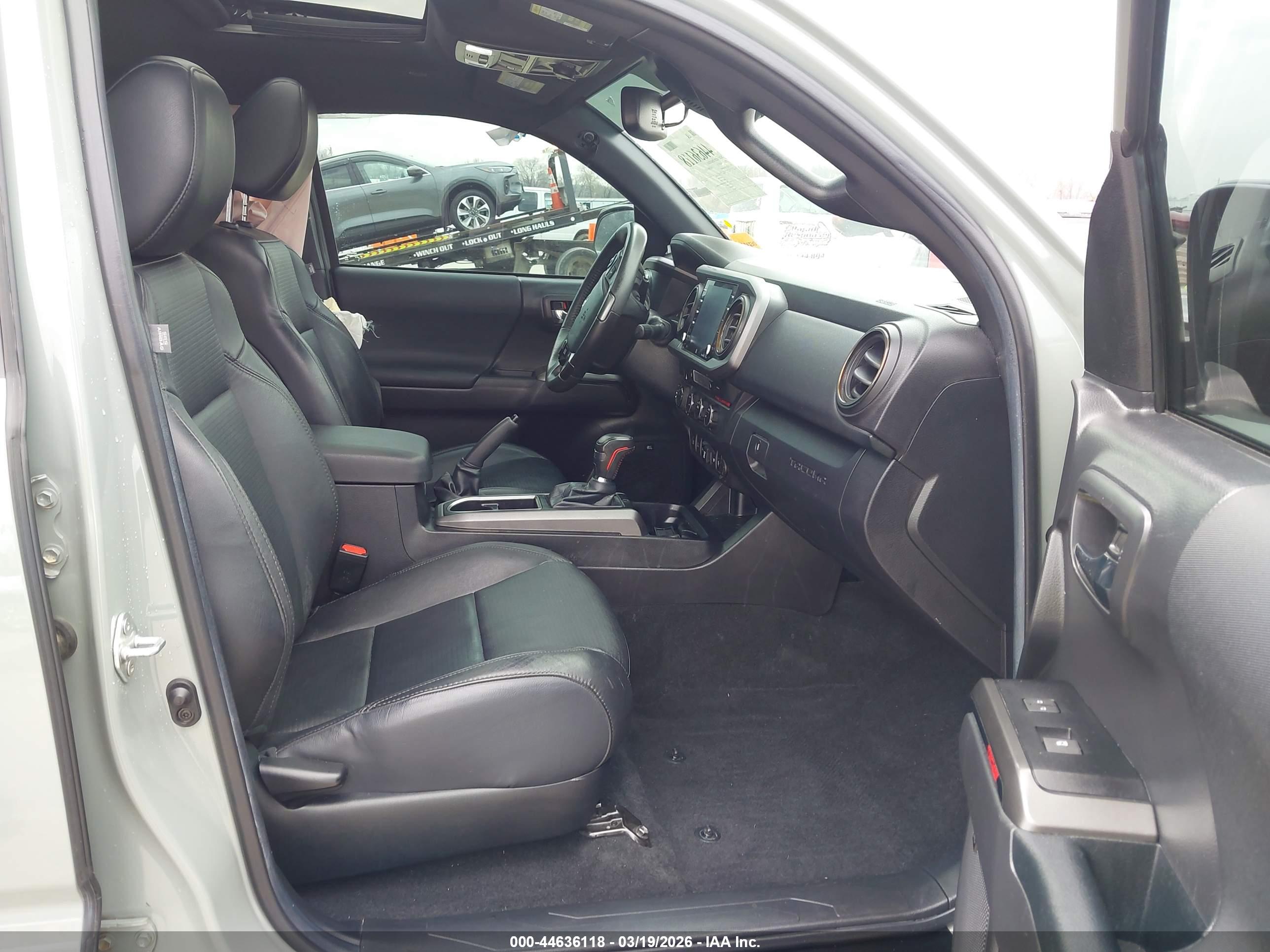 TOYOTA TACOMA image 5