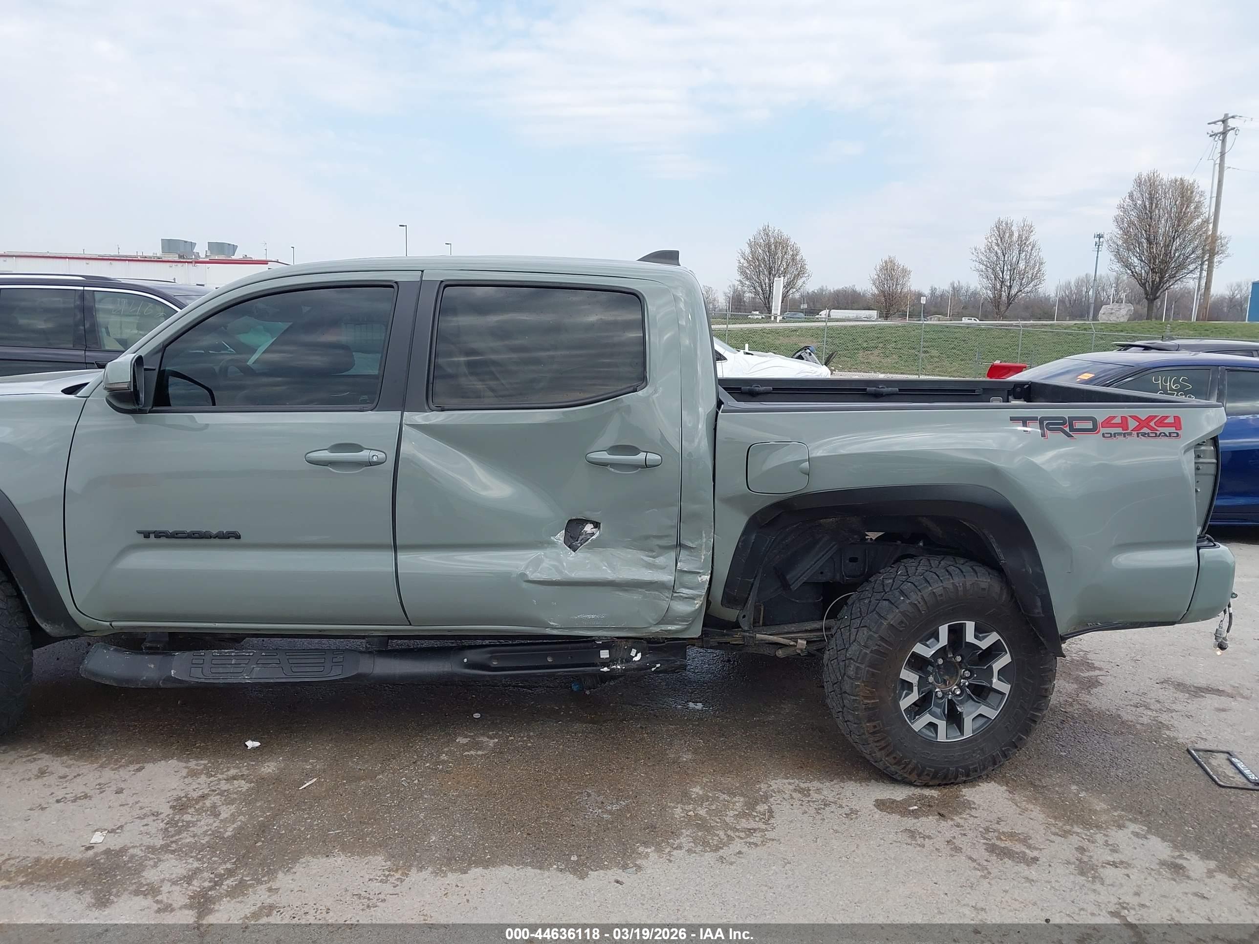 TOYOTA TACOMA image 6