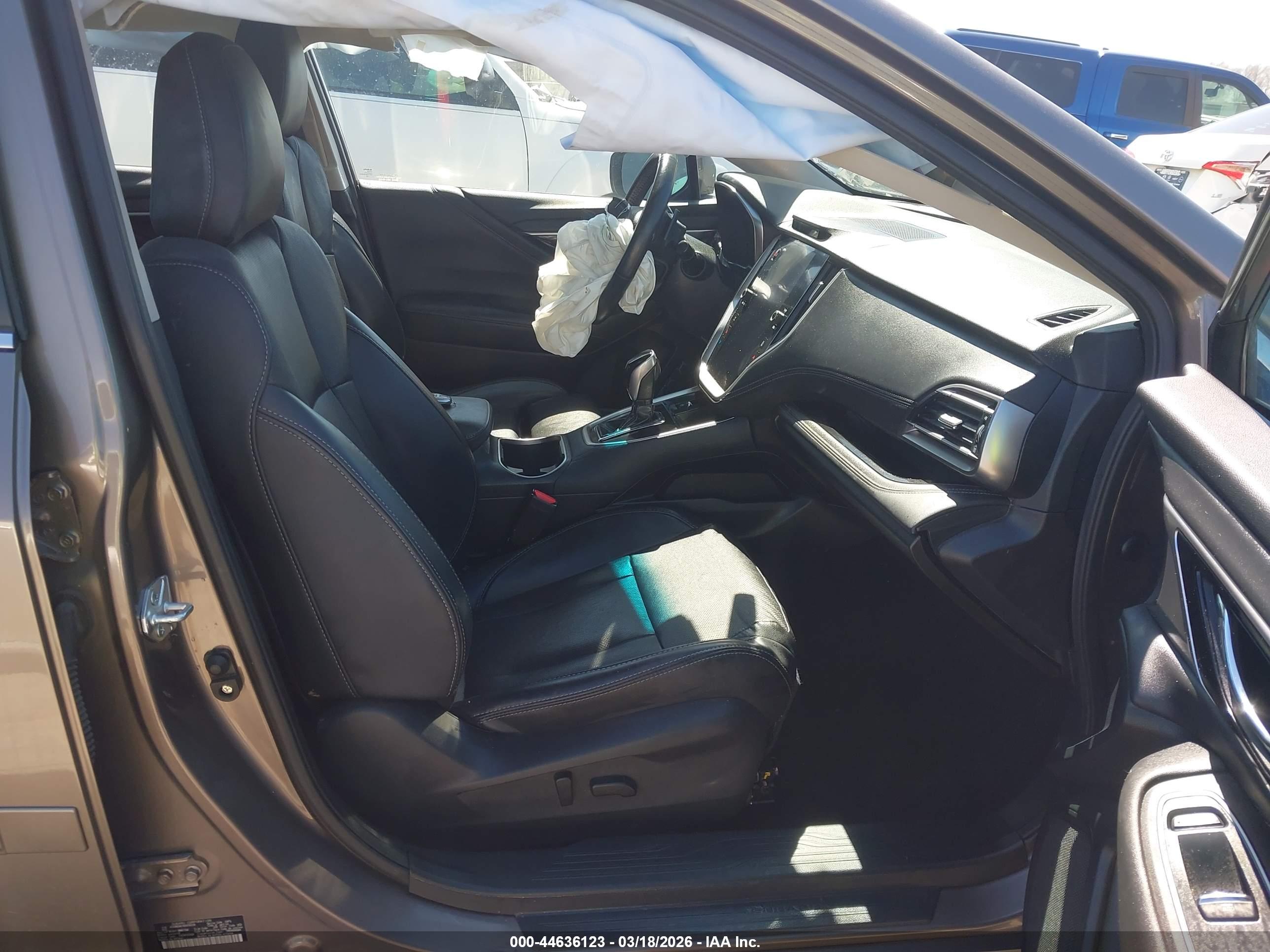 SUBARU LEGACY image 5