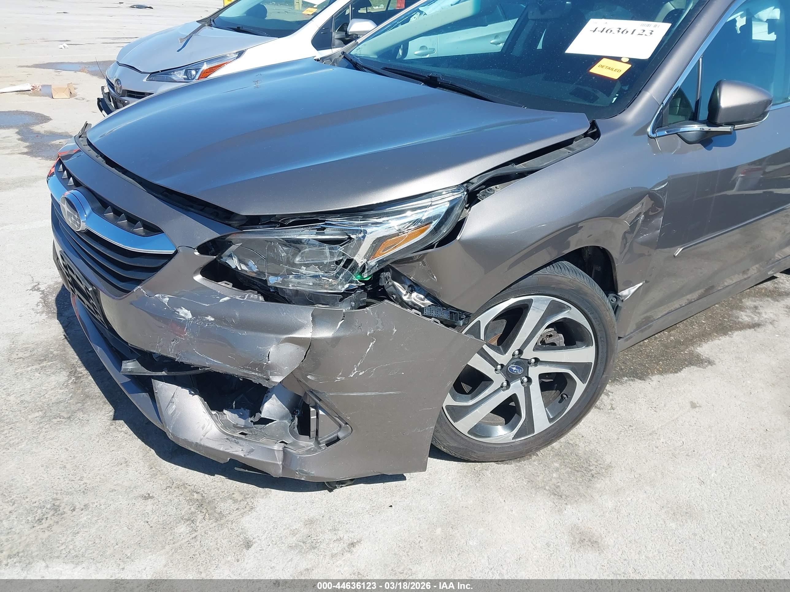 SUBARU LEGACY image 6