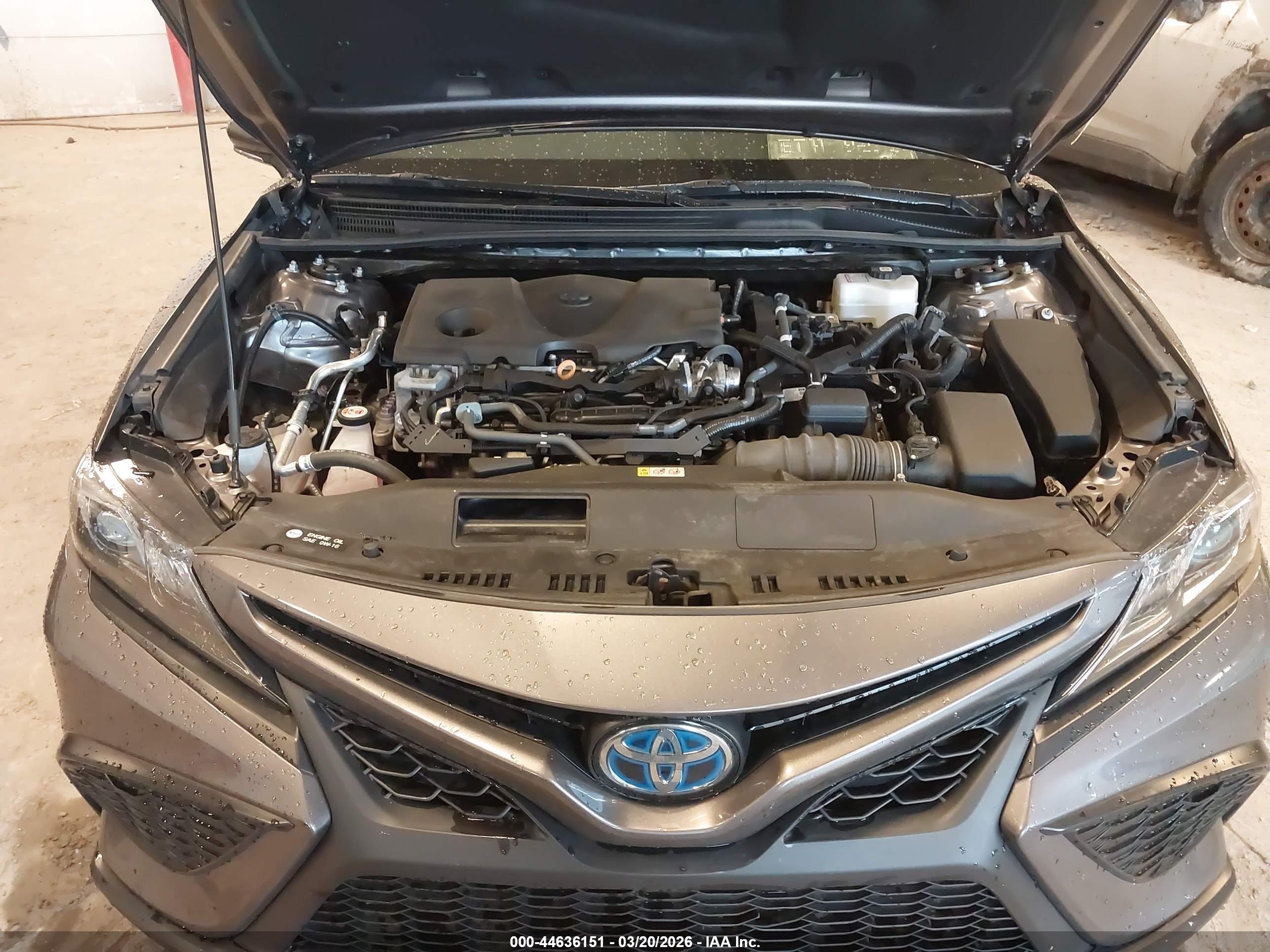 TOYOTA CAMRY image 10