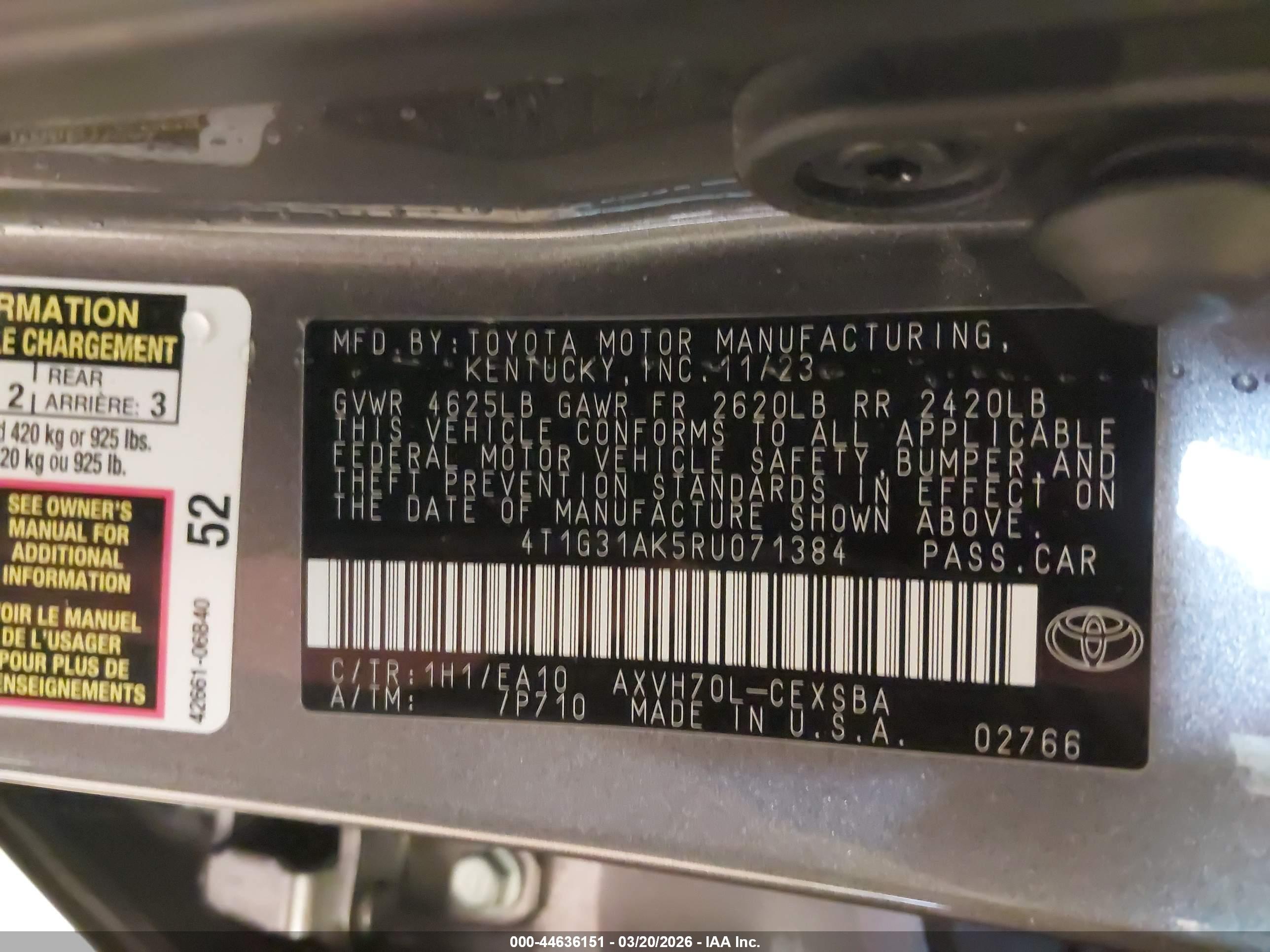 TOYOTA CAMRY image 9