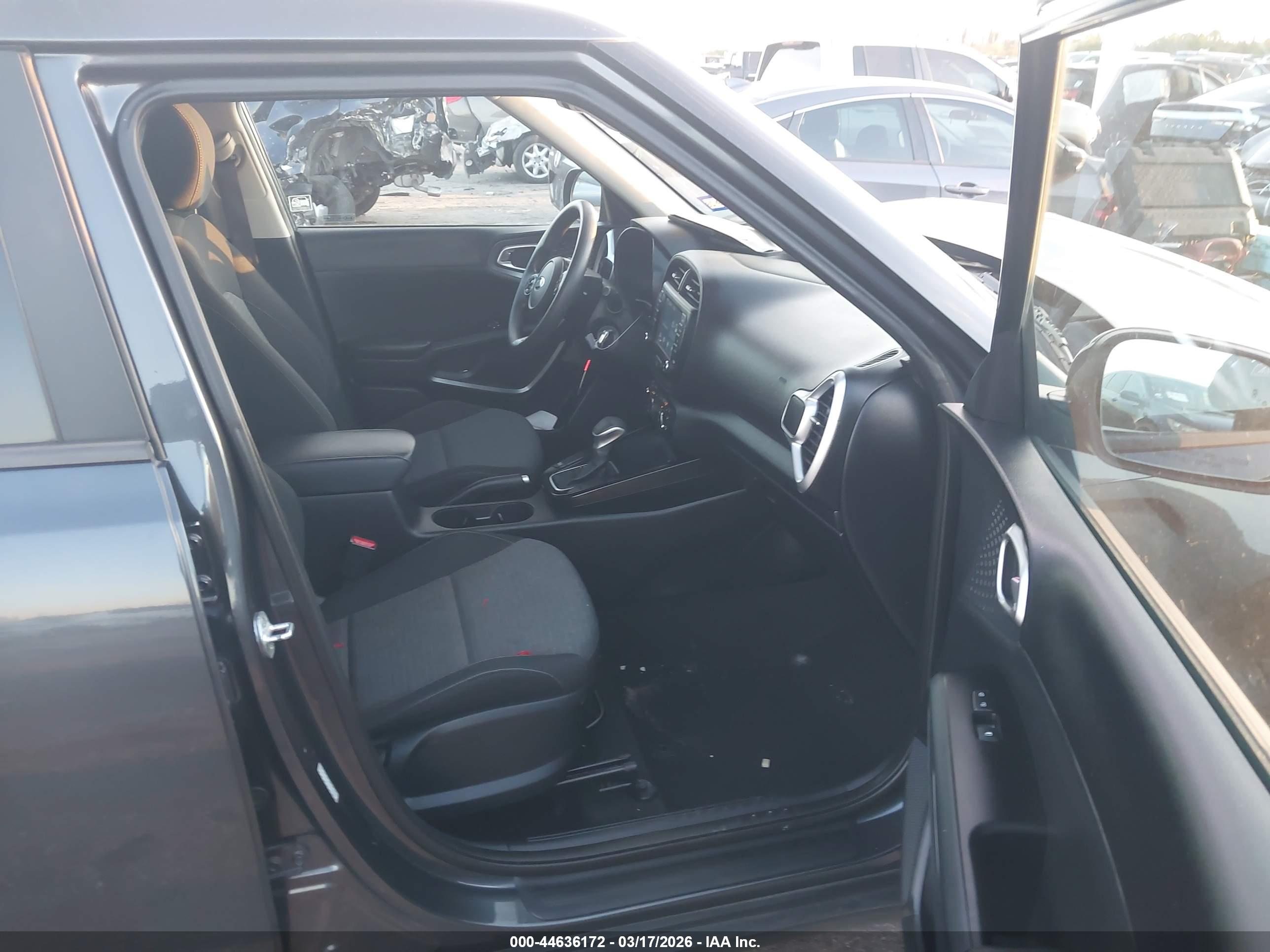 KIA SOUL image 5