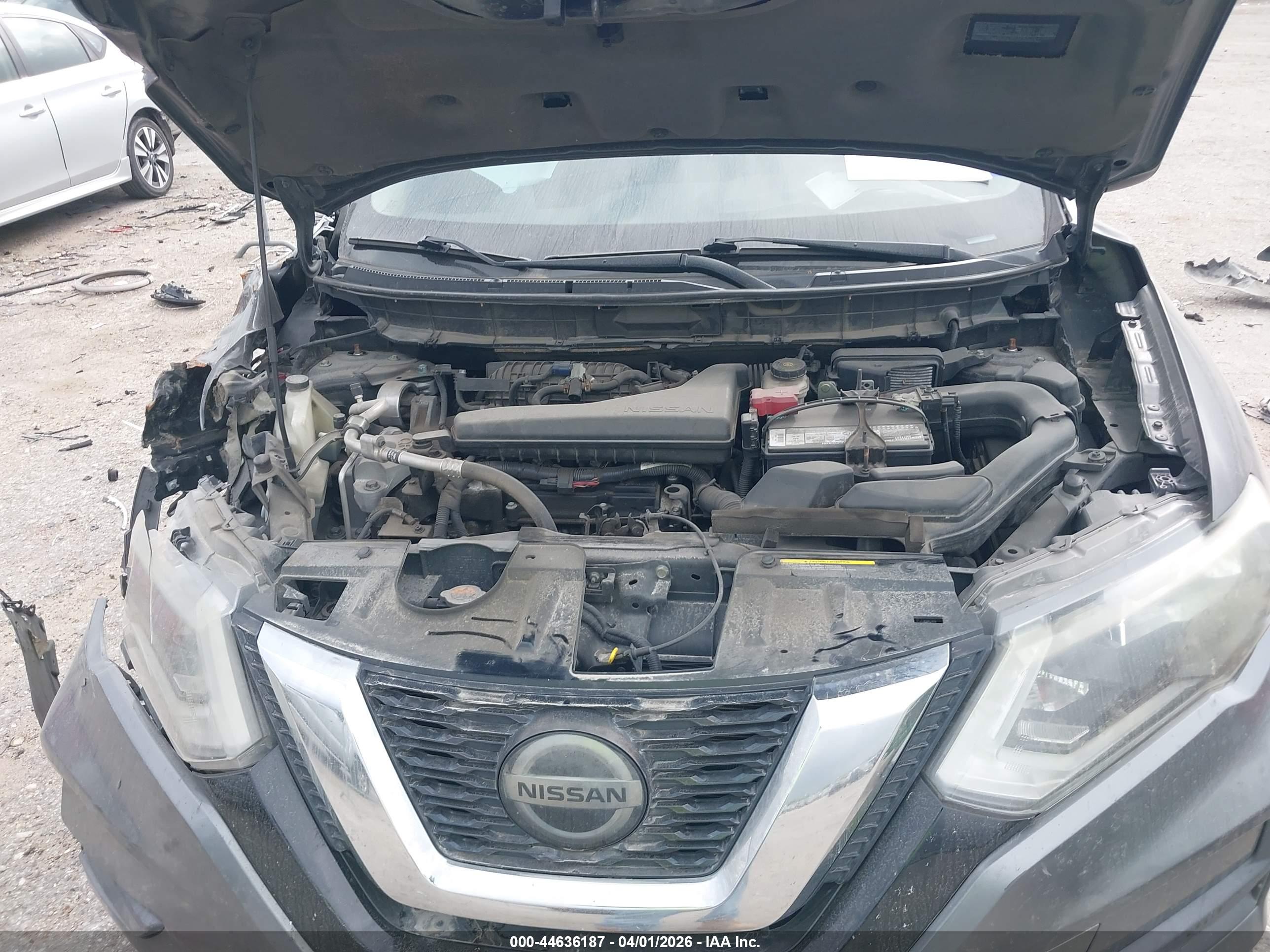 NISSAN ROGUE image 10