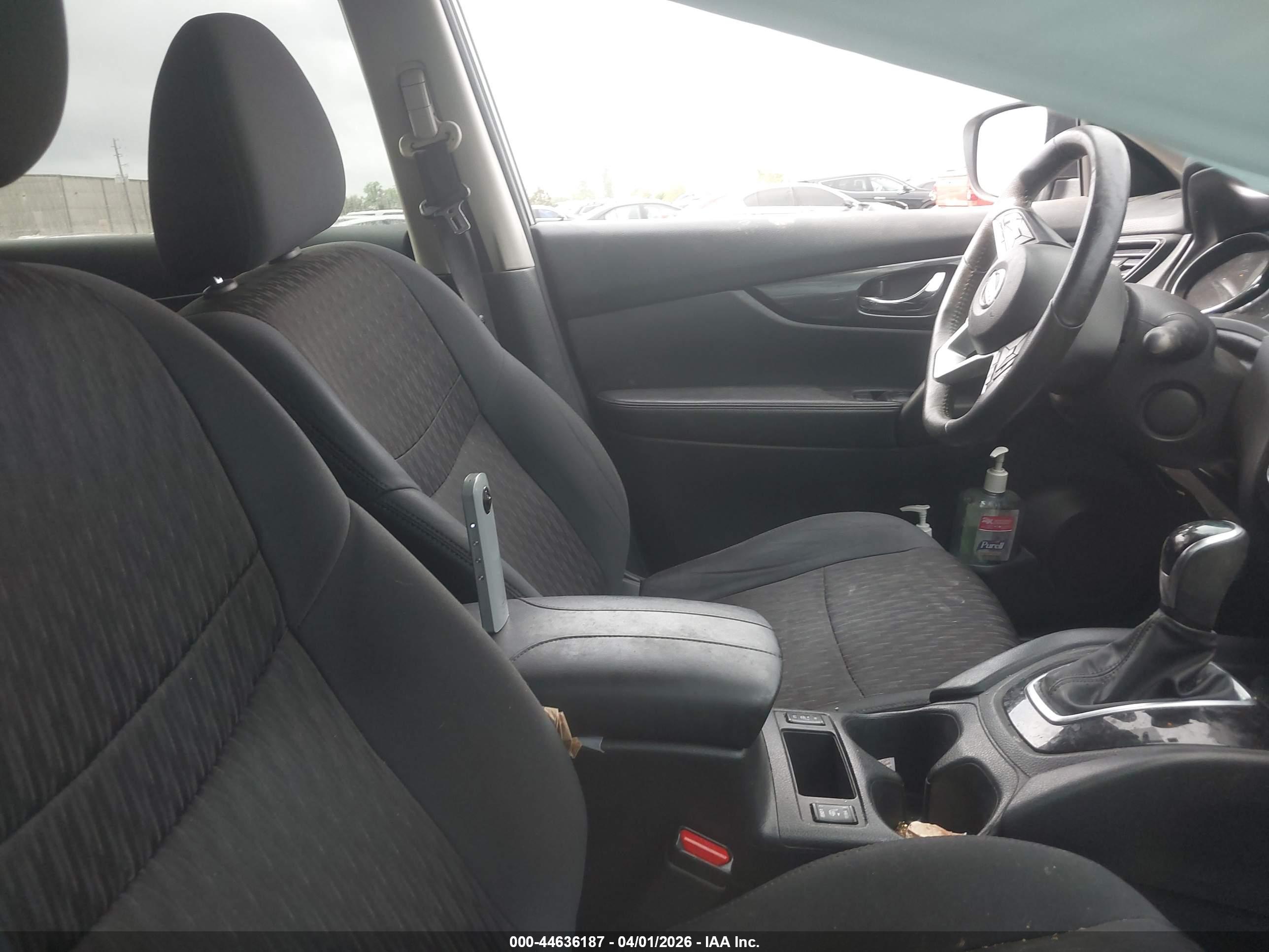 NISSAN ROGUE image 5