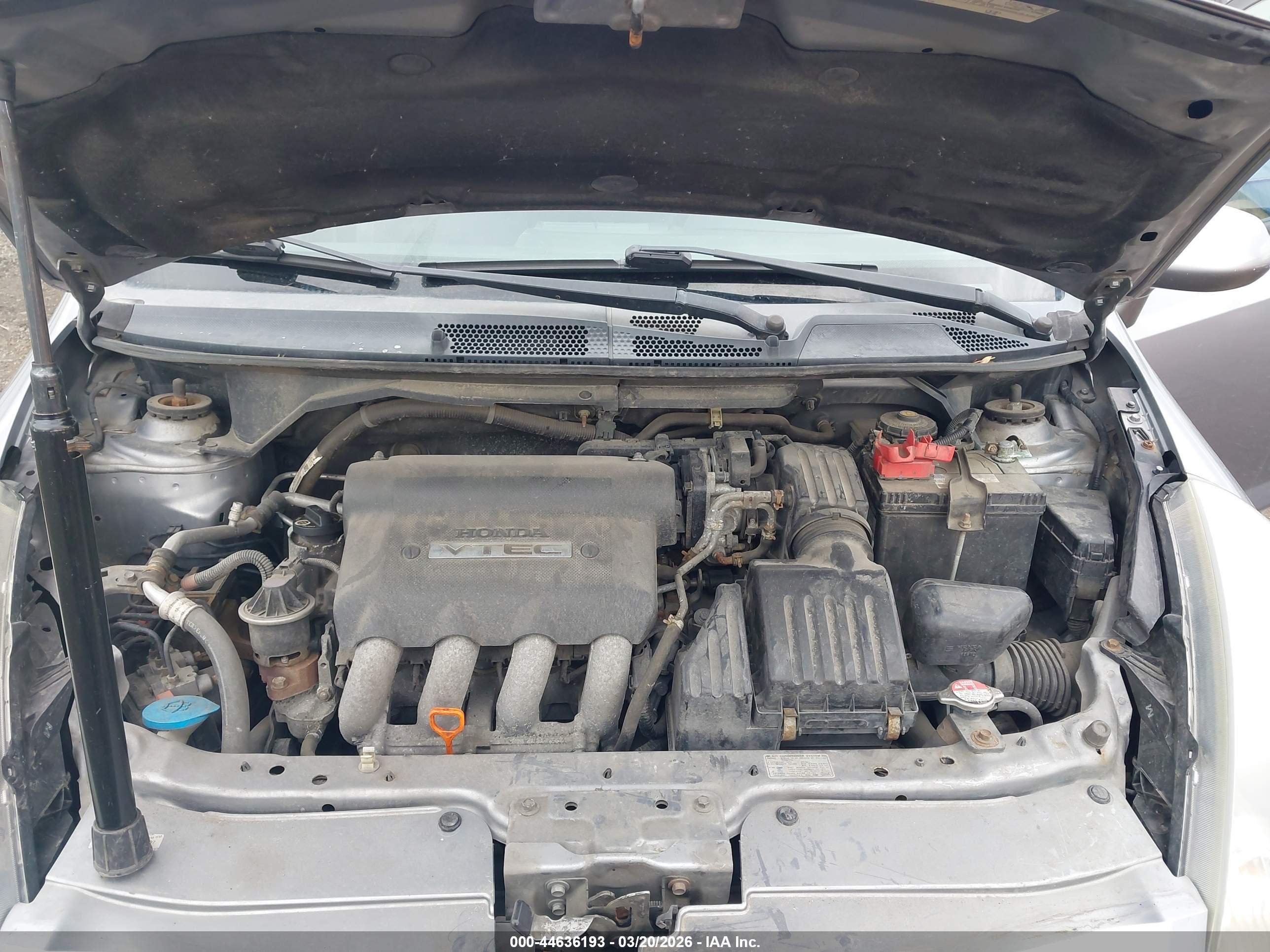 HONDA FIT image 10