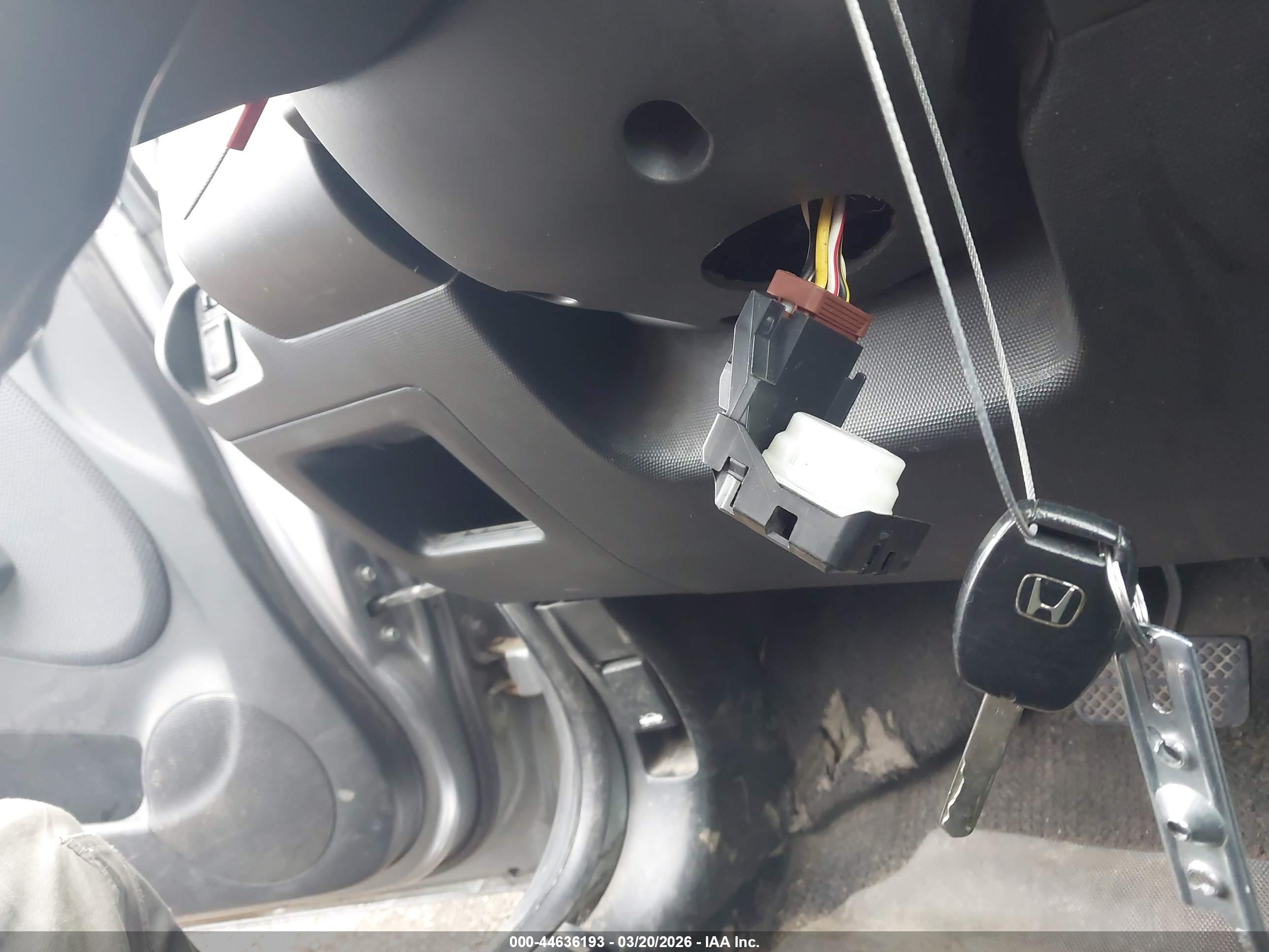 HONDA FIT image 6