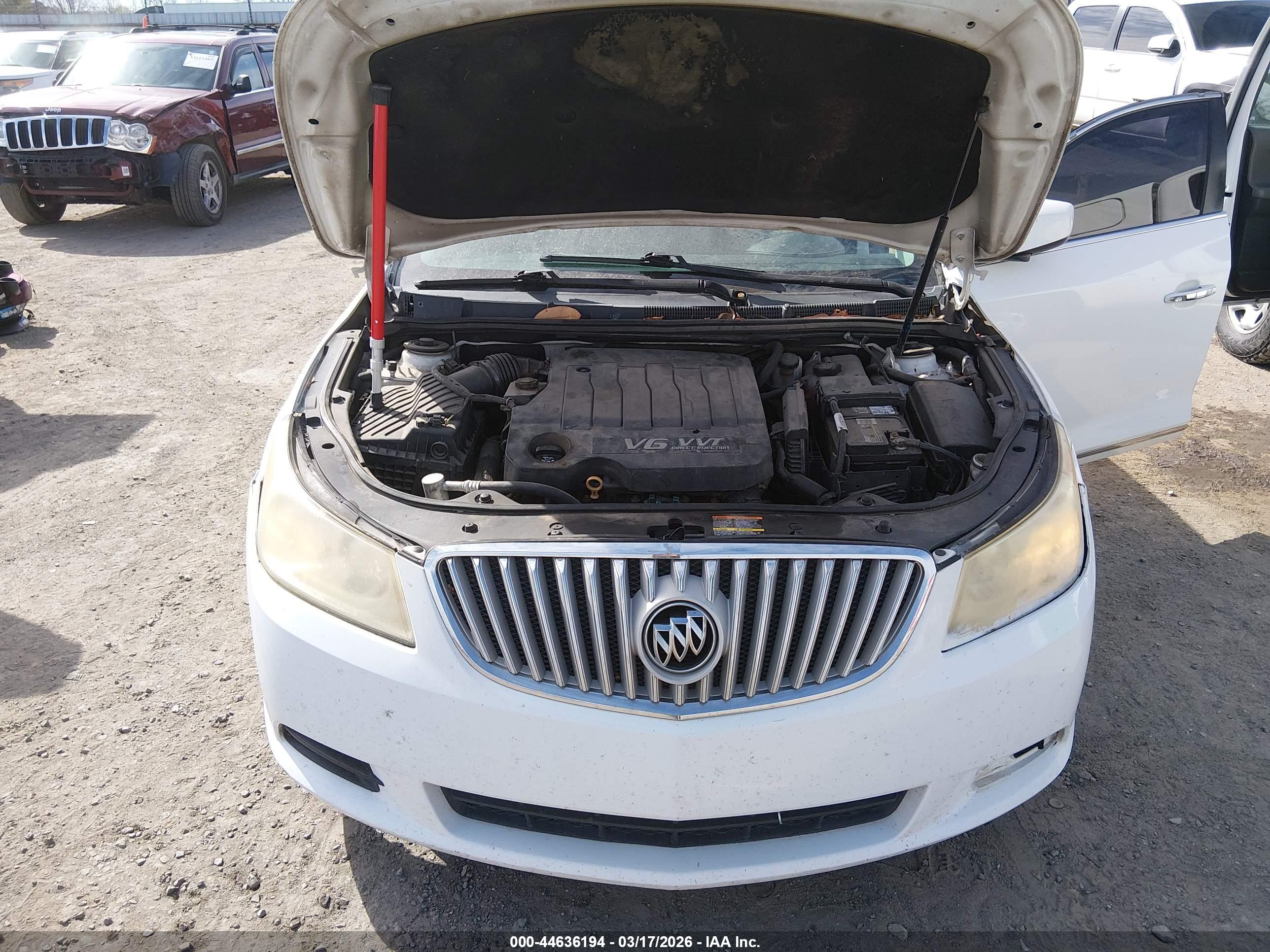 BUICK LACROSSE image 10