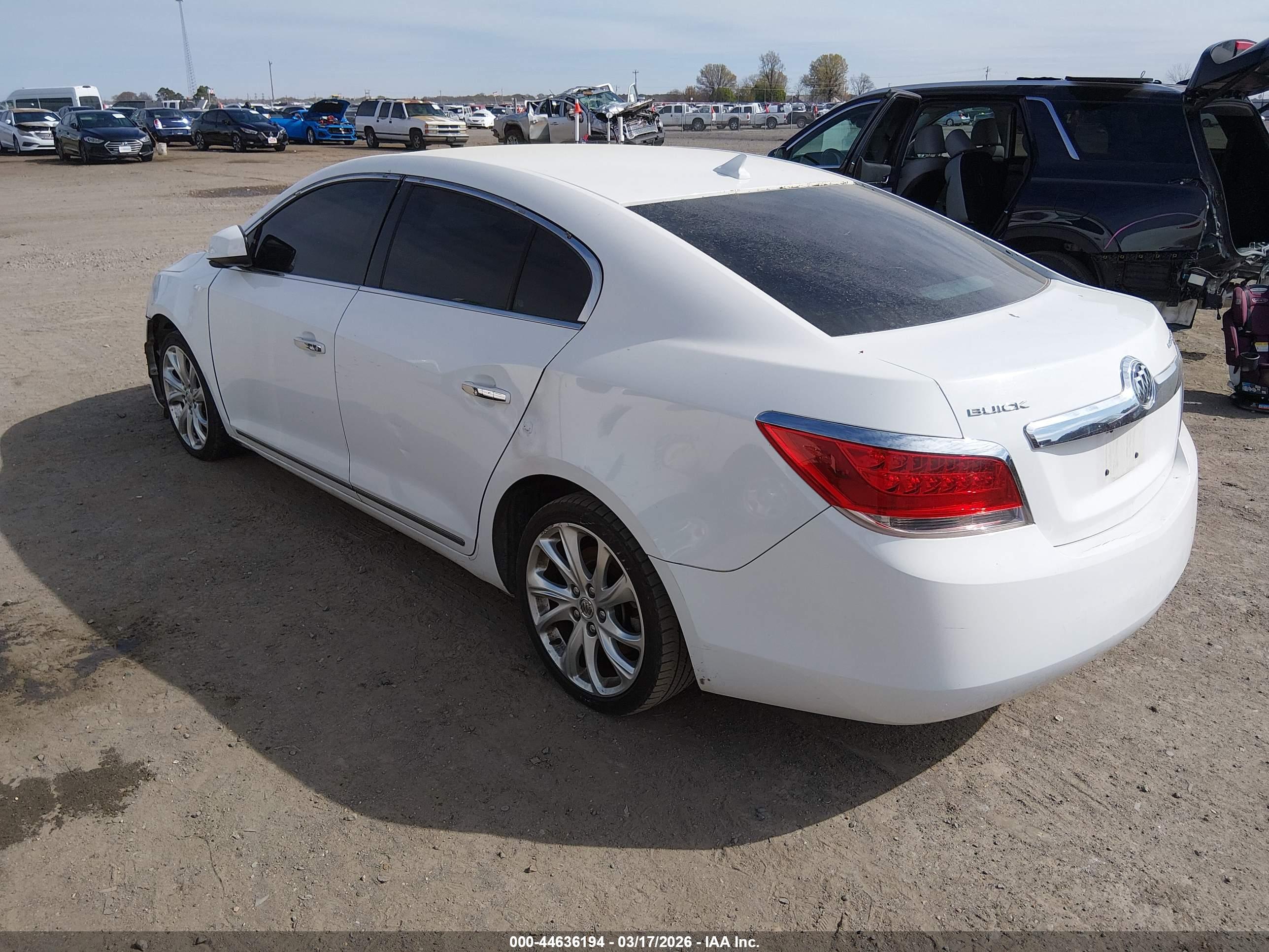 BUICK LACROSSE image 3