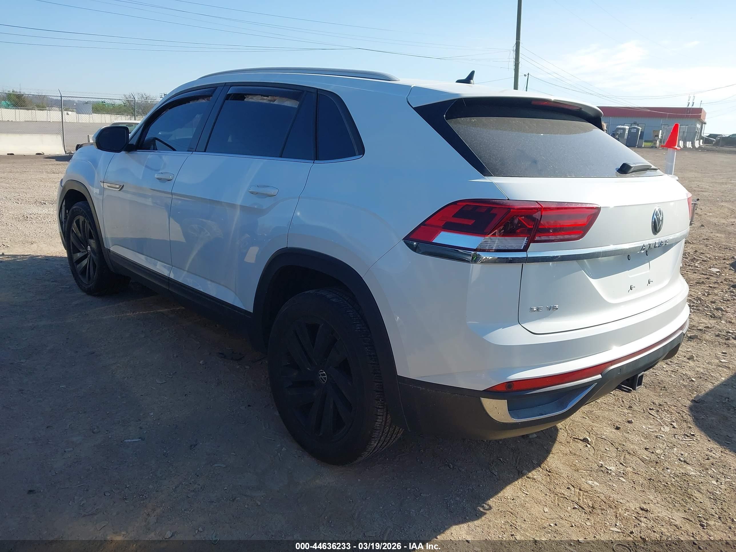 VOLKSWAGEN ATLAS image 3