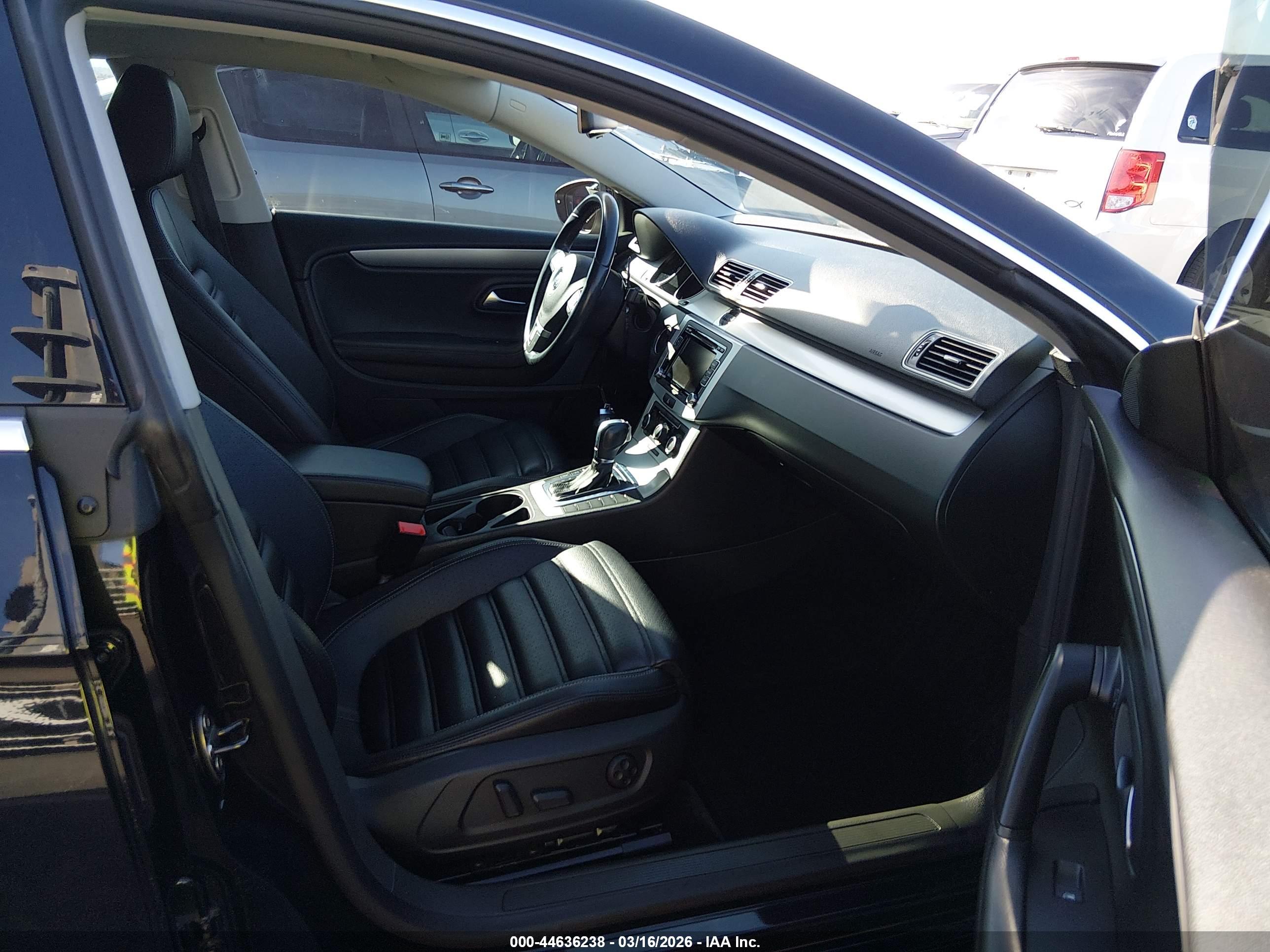 VOLKSWAGEN CC image 5