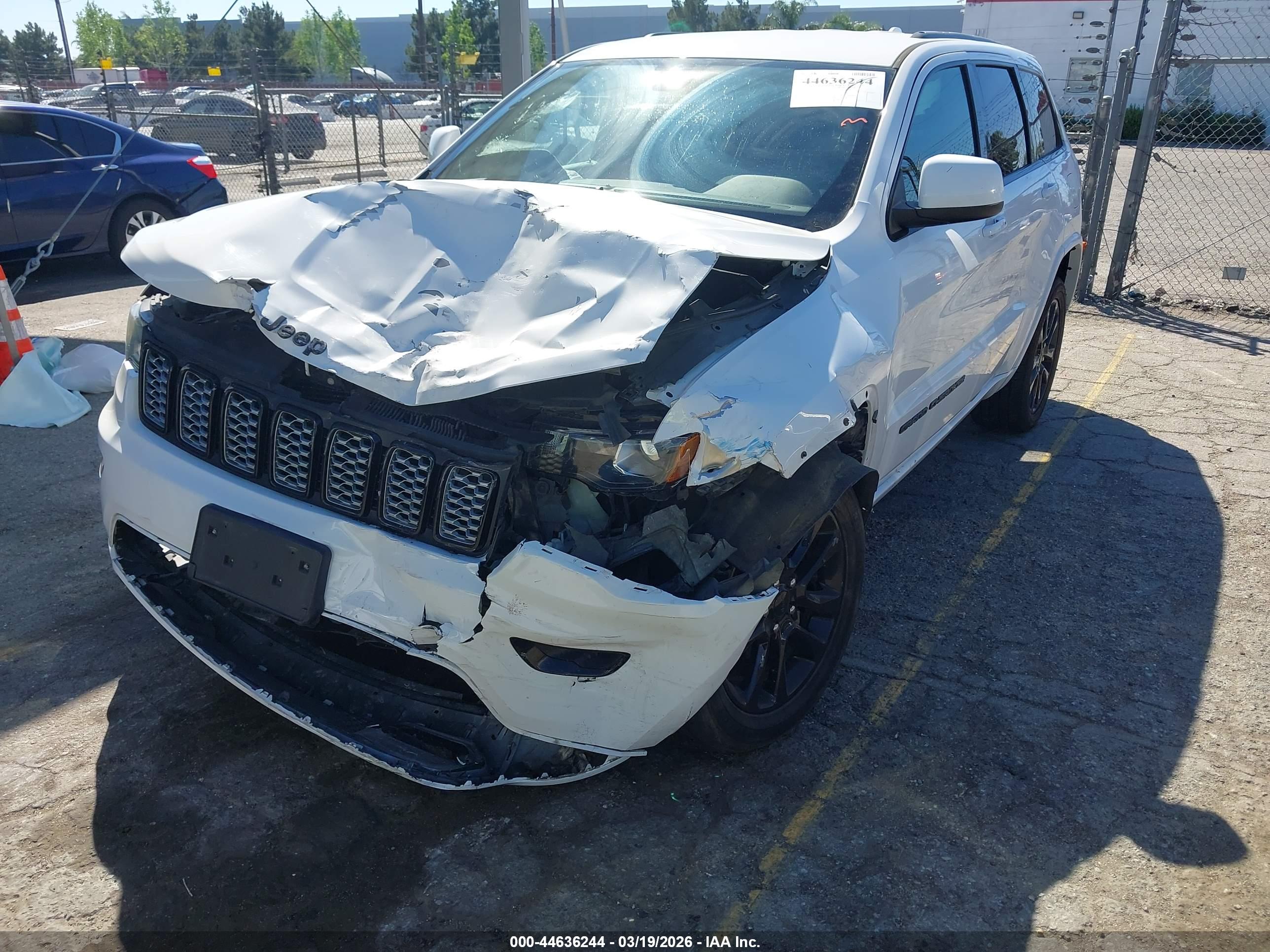 JEEP GRAND image 6