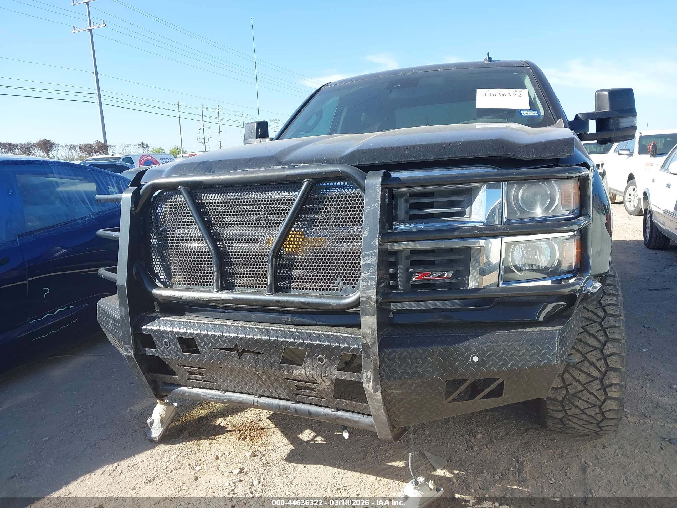 CHEVROLET SILVERADO image 6