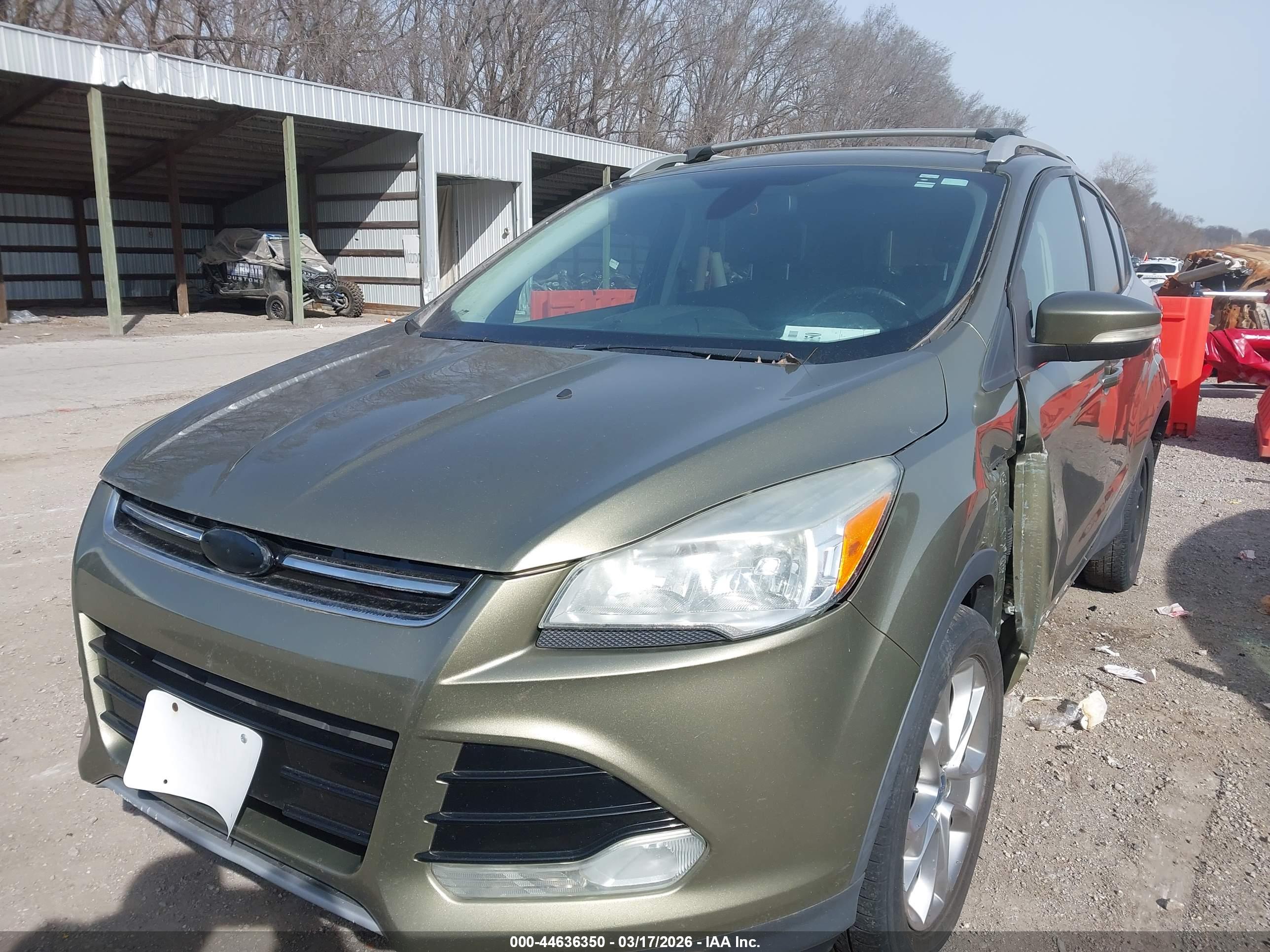 FORD ESCAPE image 2