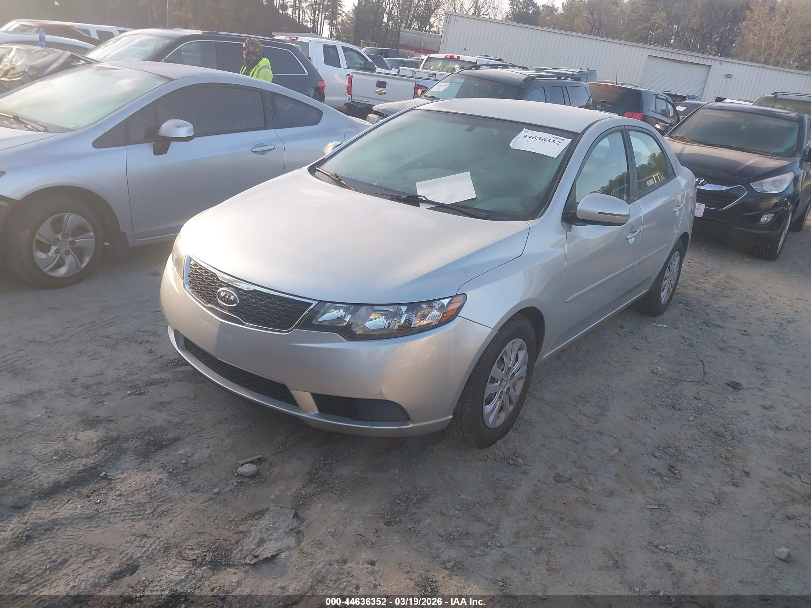 KIA FORTE image 2