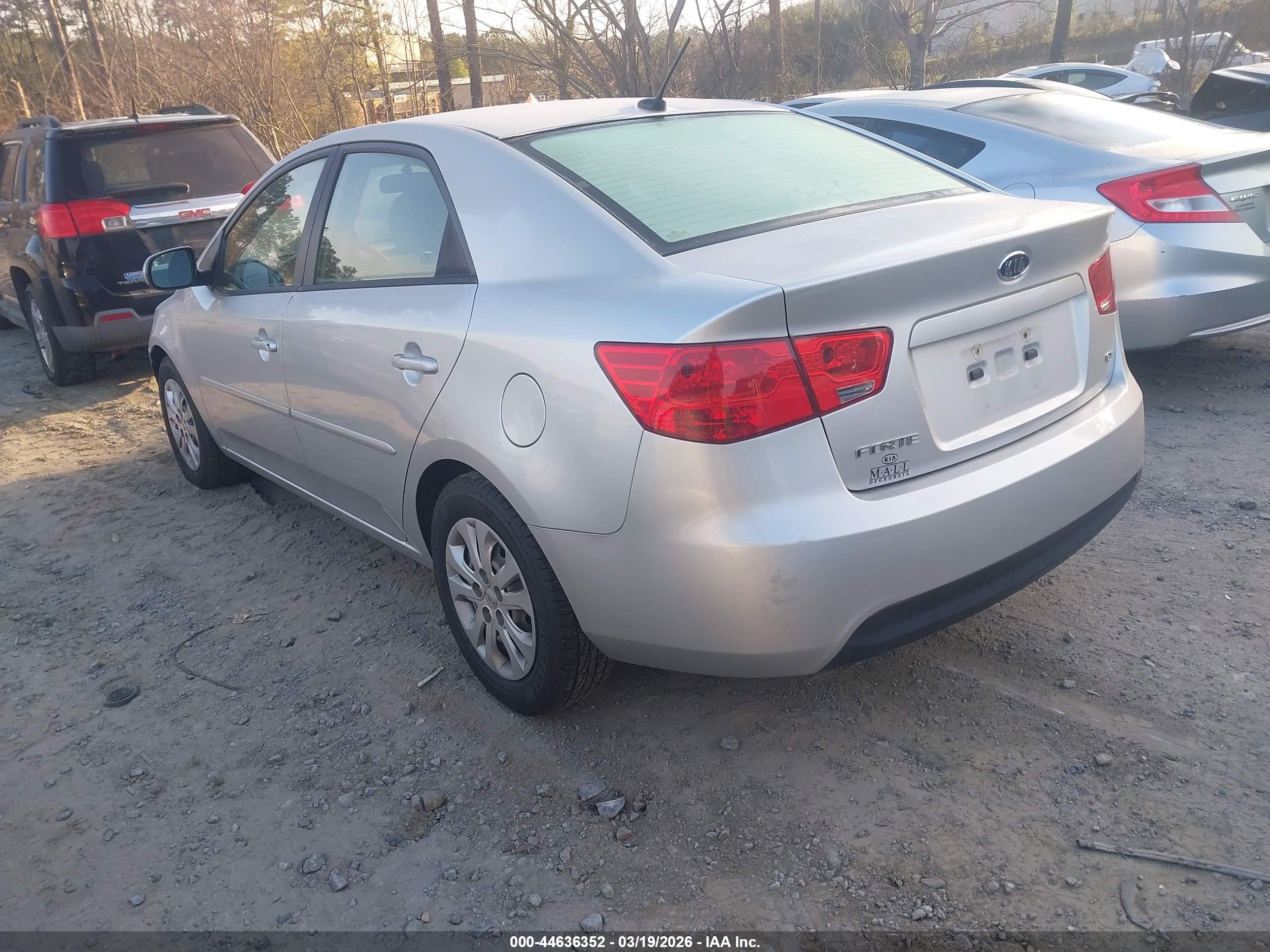 KIA FORTE image 3