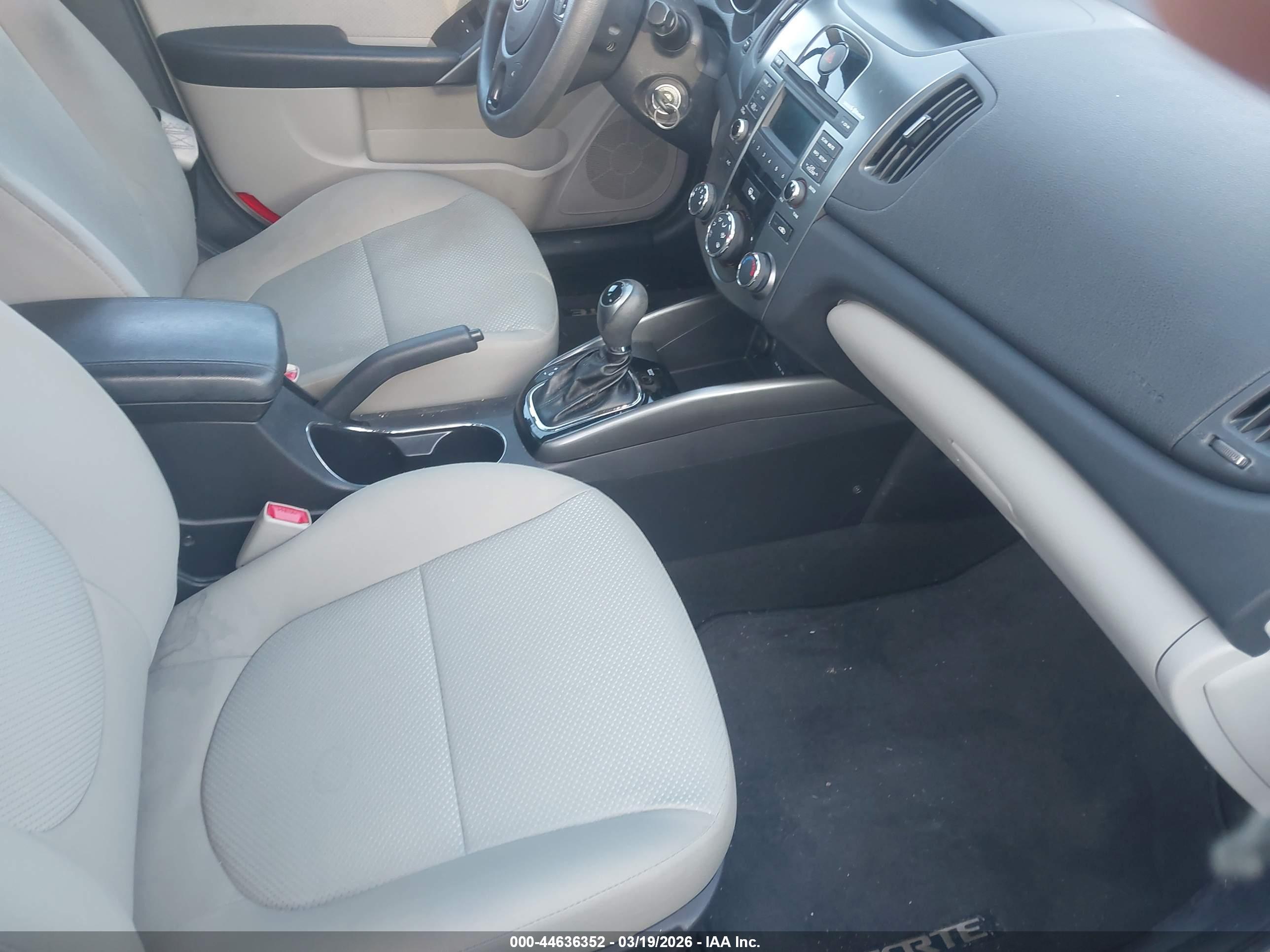 KIA FORTE image 5