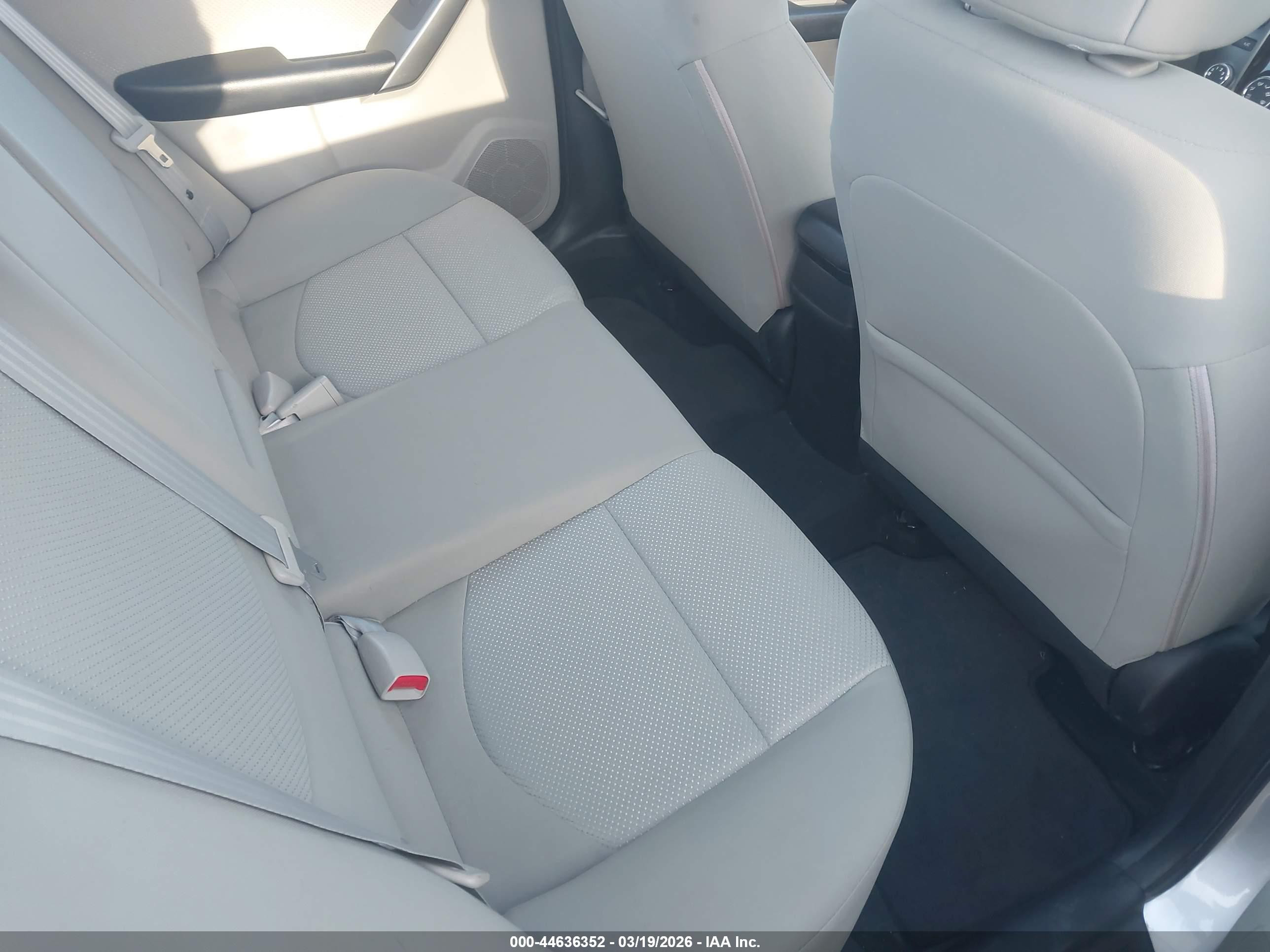 KIA FORTE image 8
