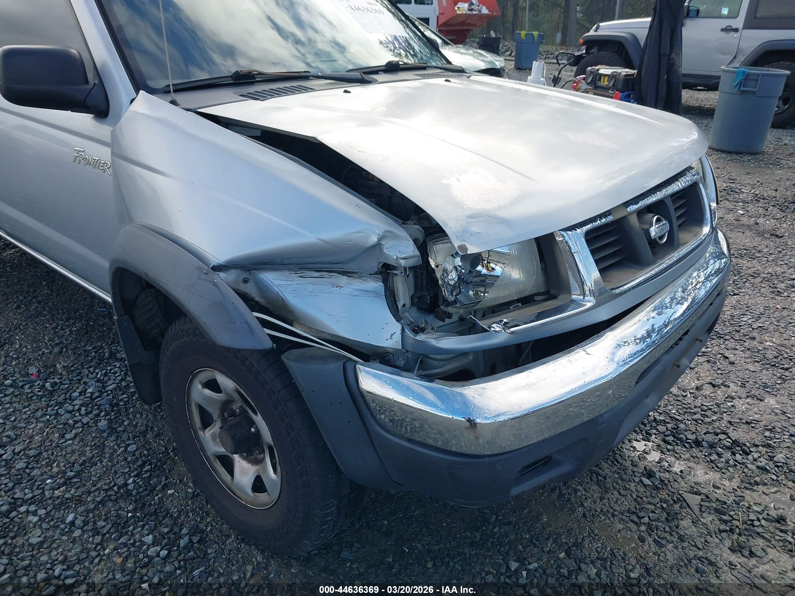 NISSAN FRONTIER image 6