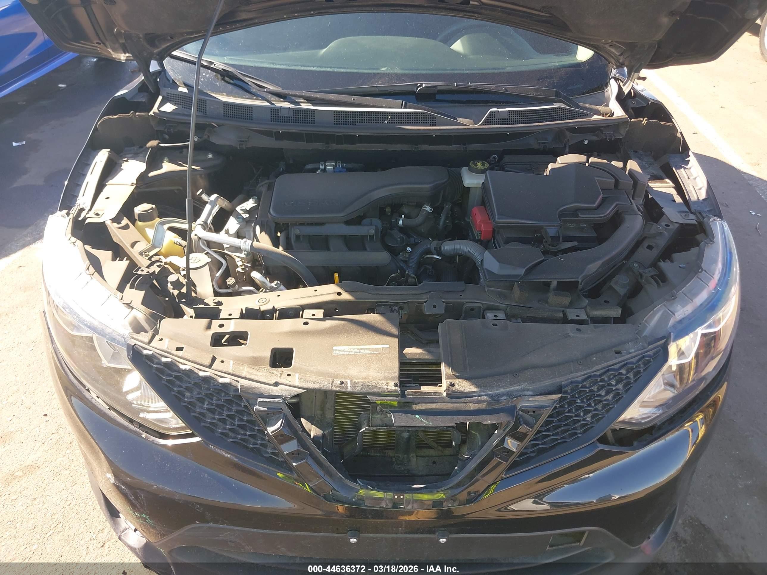 NISSAN ROGUE image 10