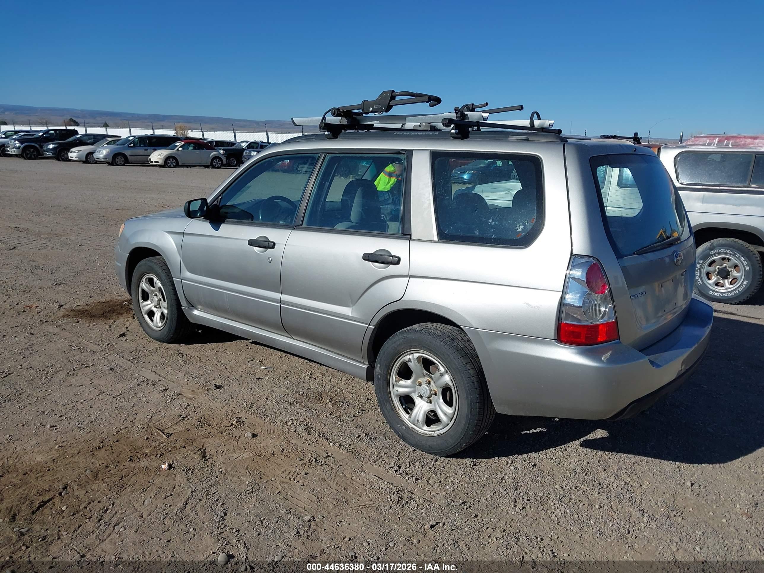 SUBARU FORESTER image 3